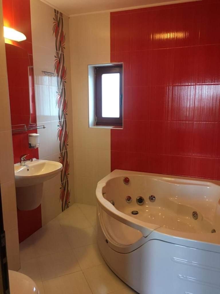 Ilievi Guest Houses