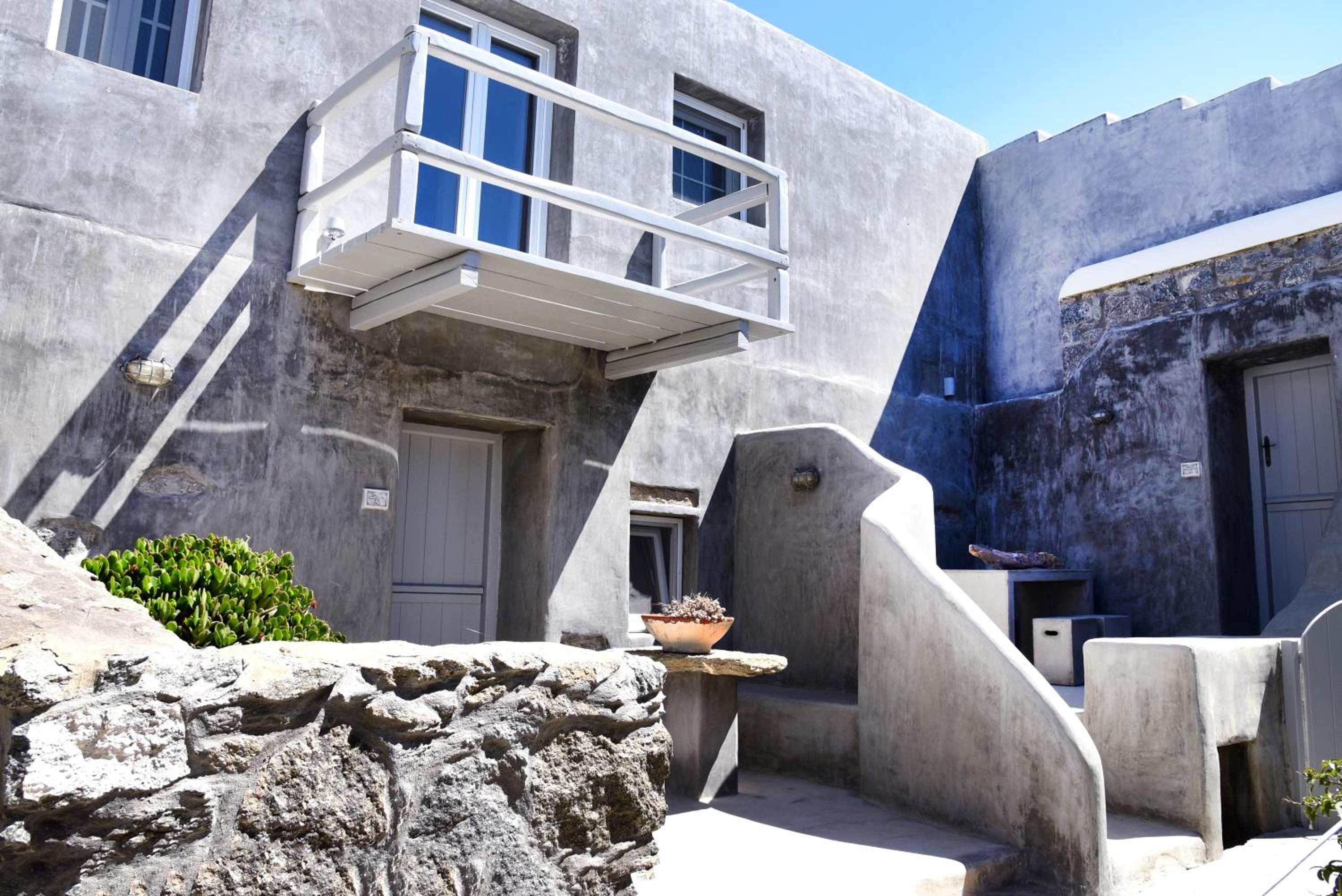 Aletro Cottage Houses