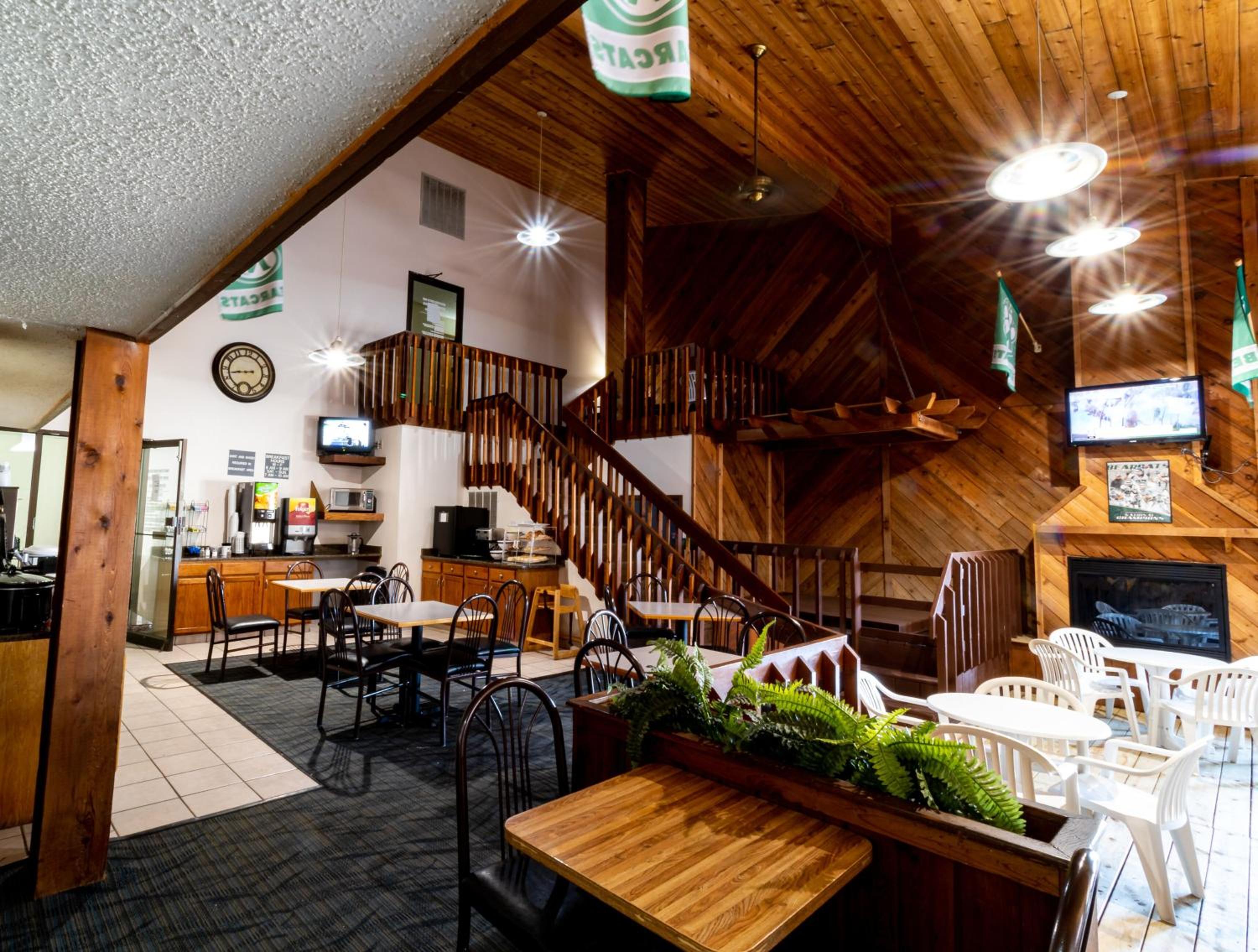 Bearcat Inn and Suites - Property Image 6