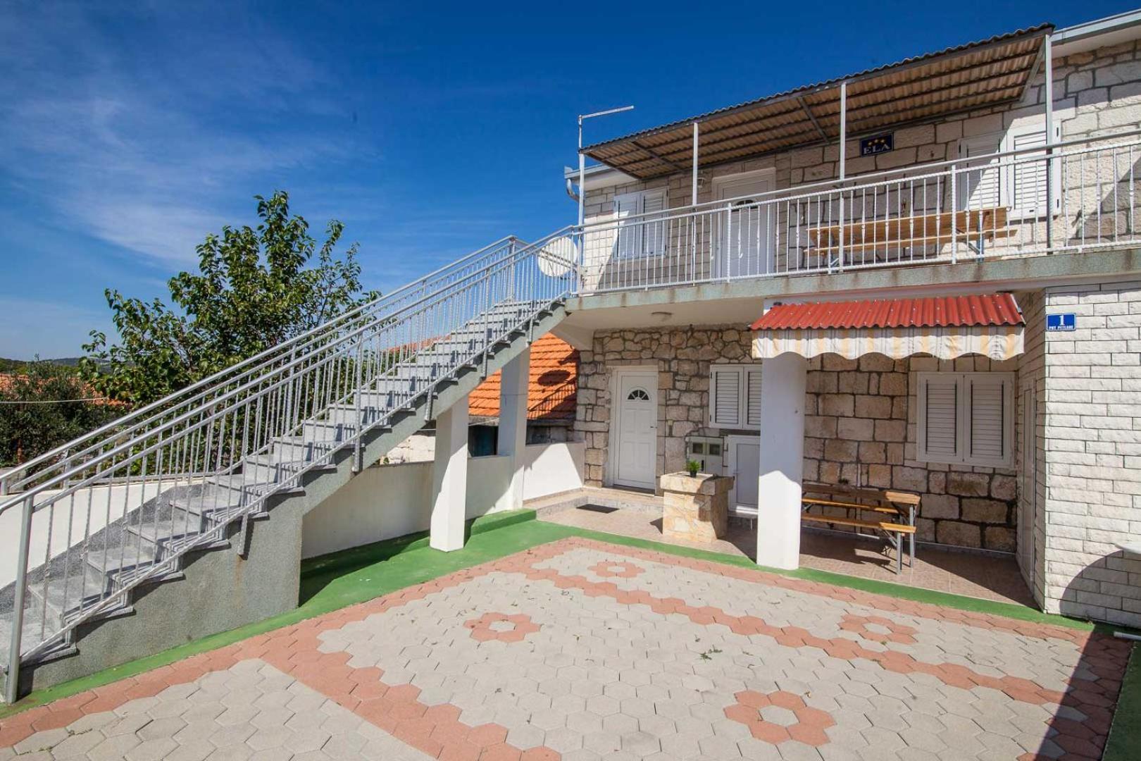 Kuća Ella view 2