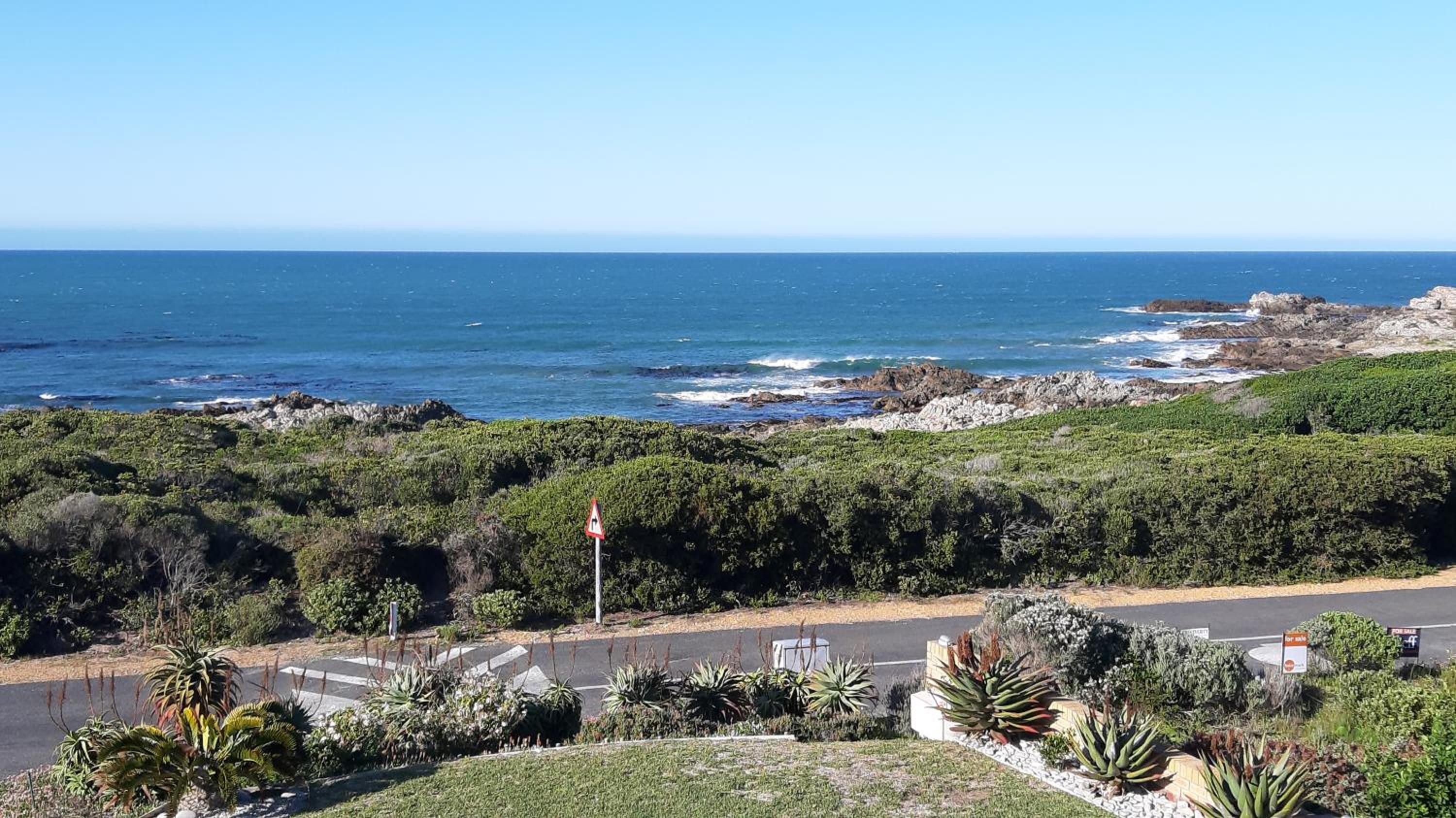 Zeezicht Oceanfront with a beautiful seaview