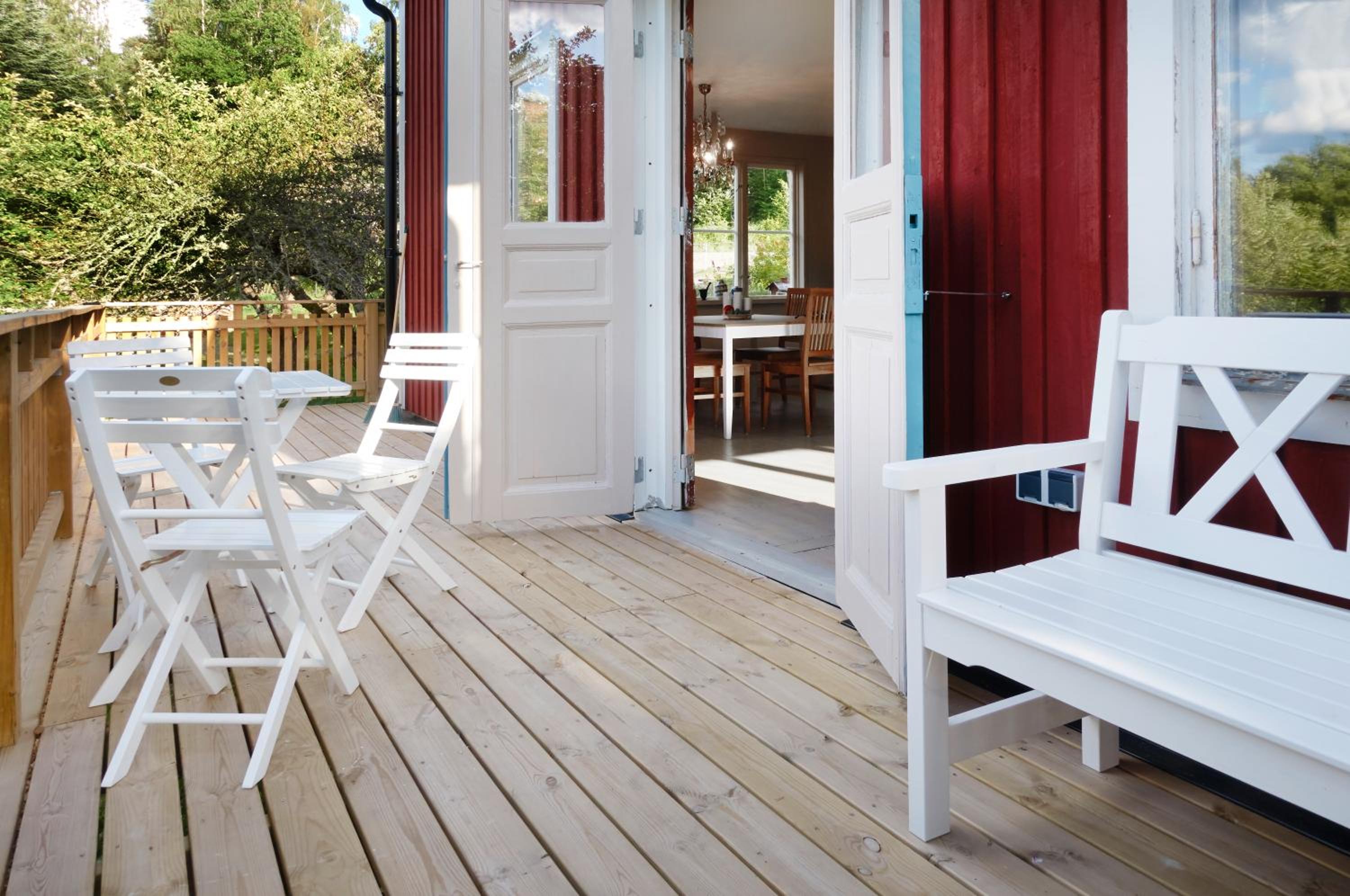 Red Haven Cottage