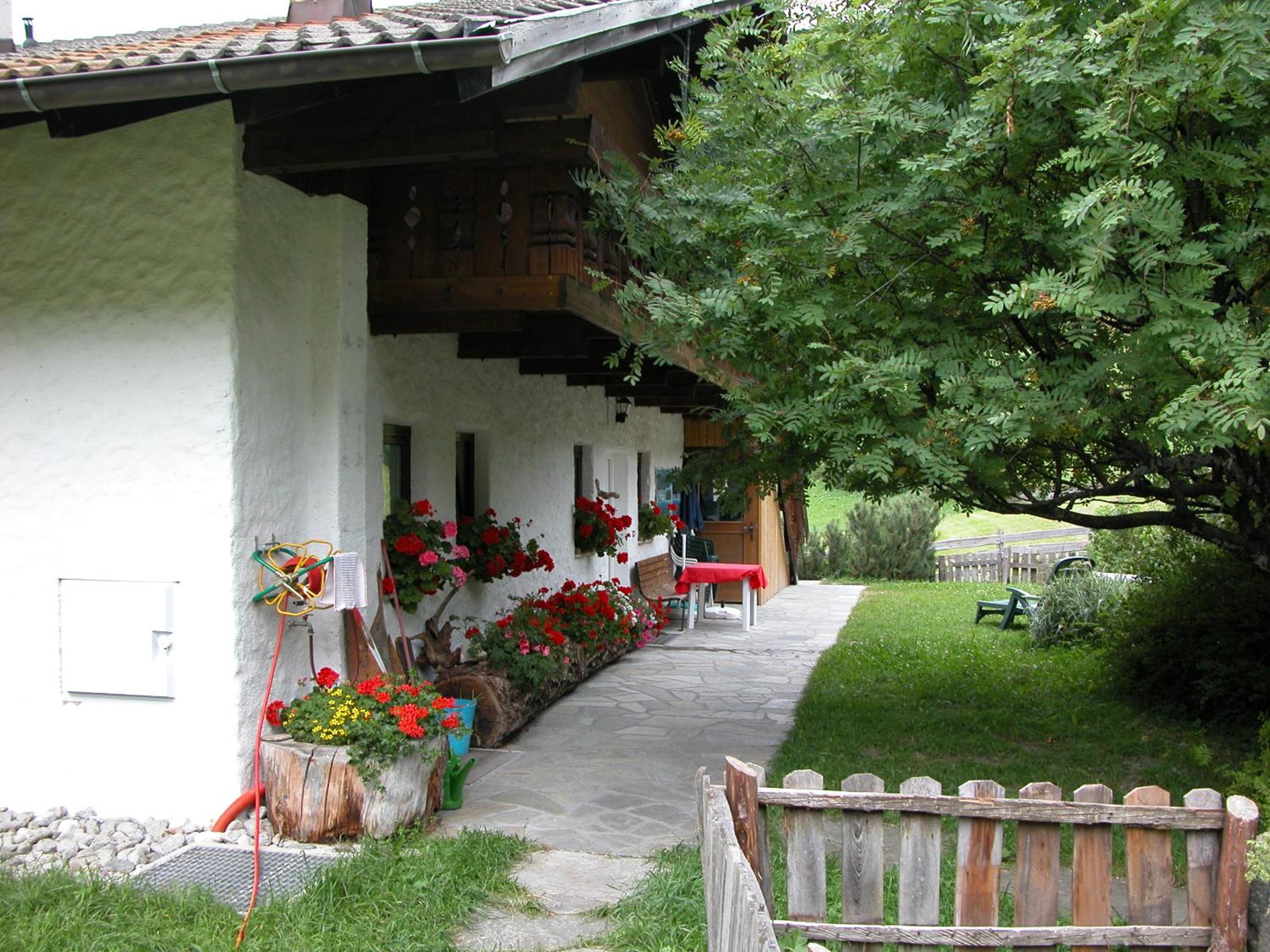 Photo 28