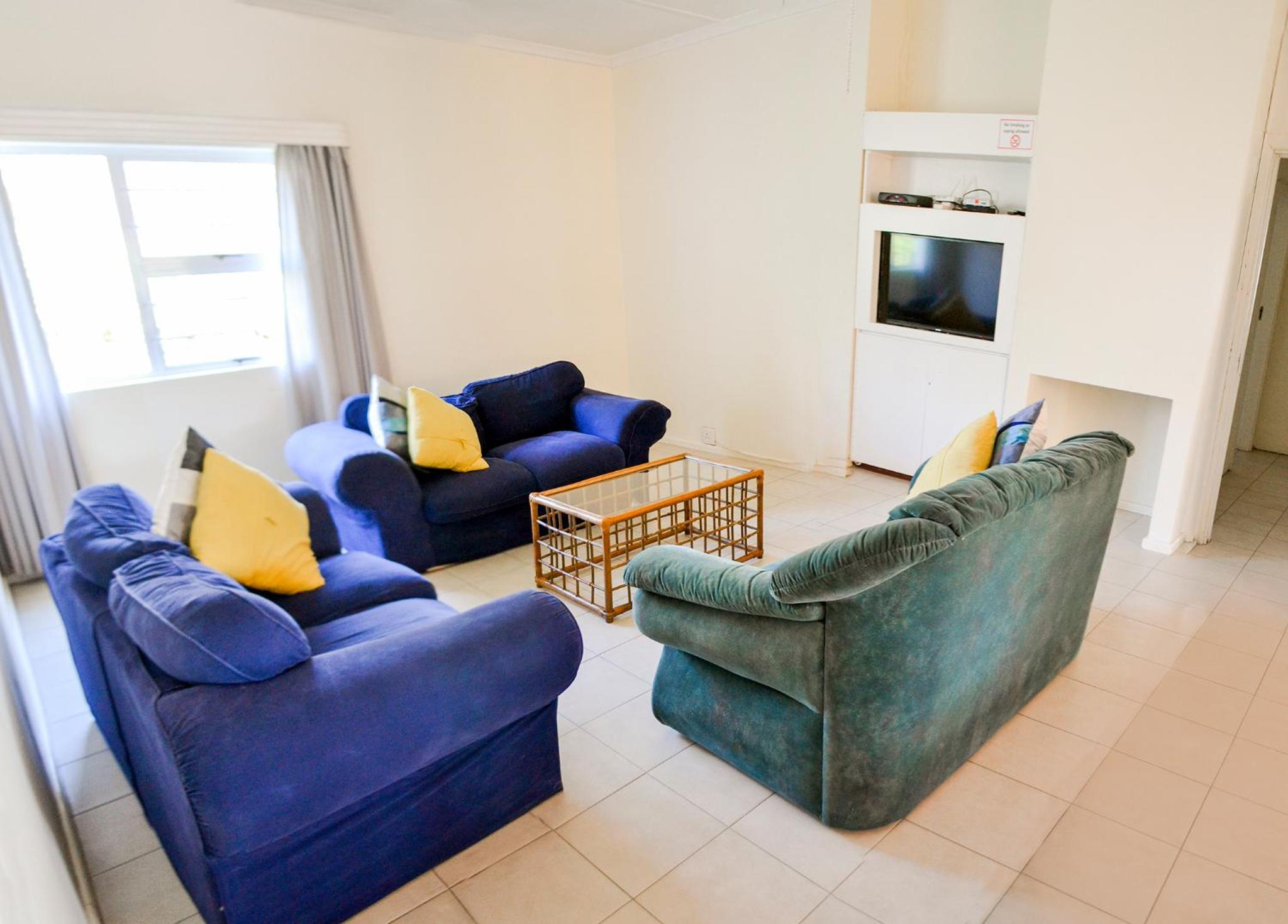 Sundaze Riverside House - Colchester - 5km from Elephant Park view 5