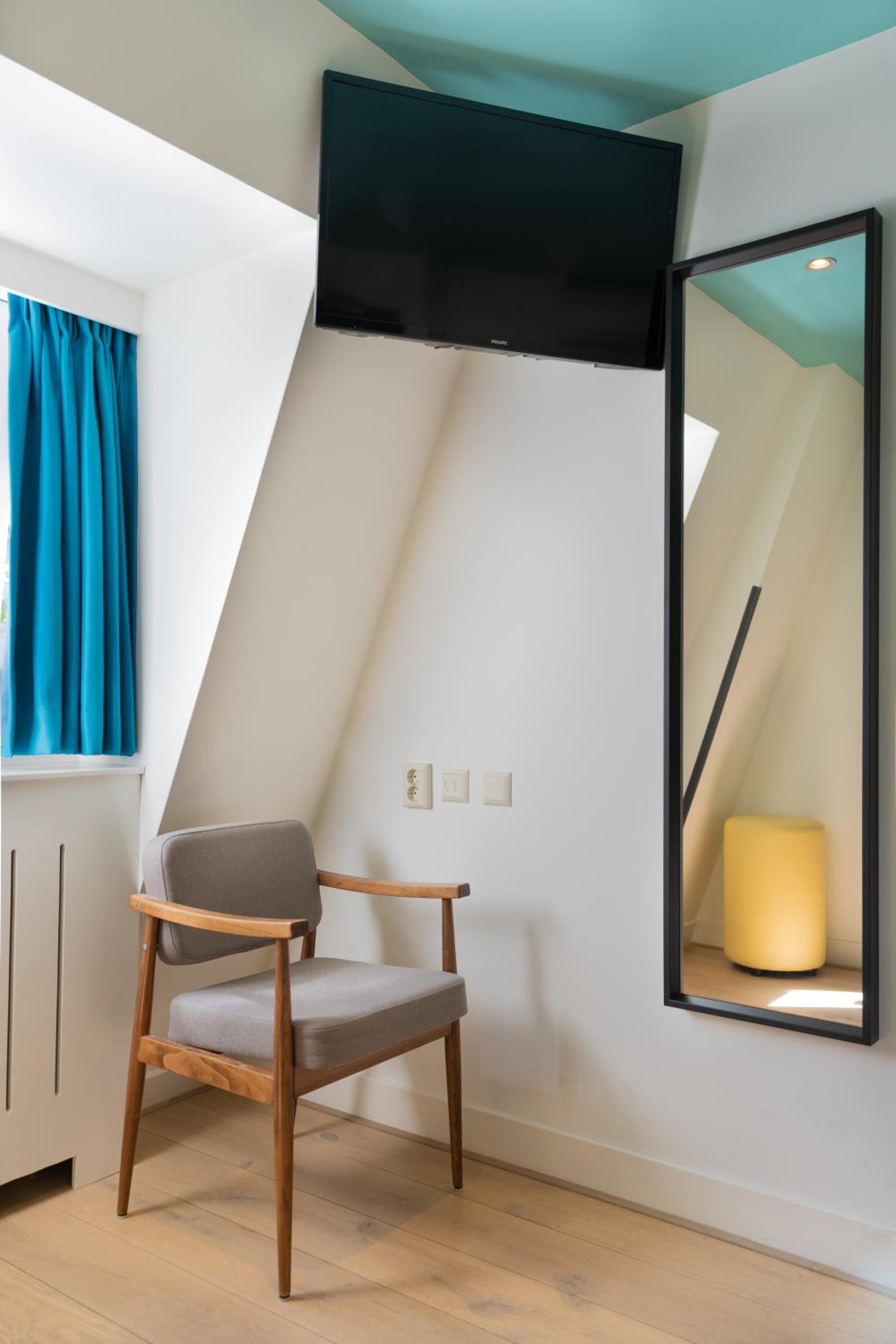 Sparks Hostel
