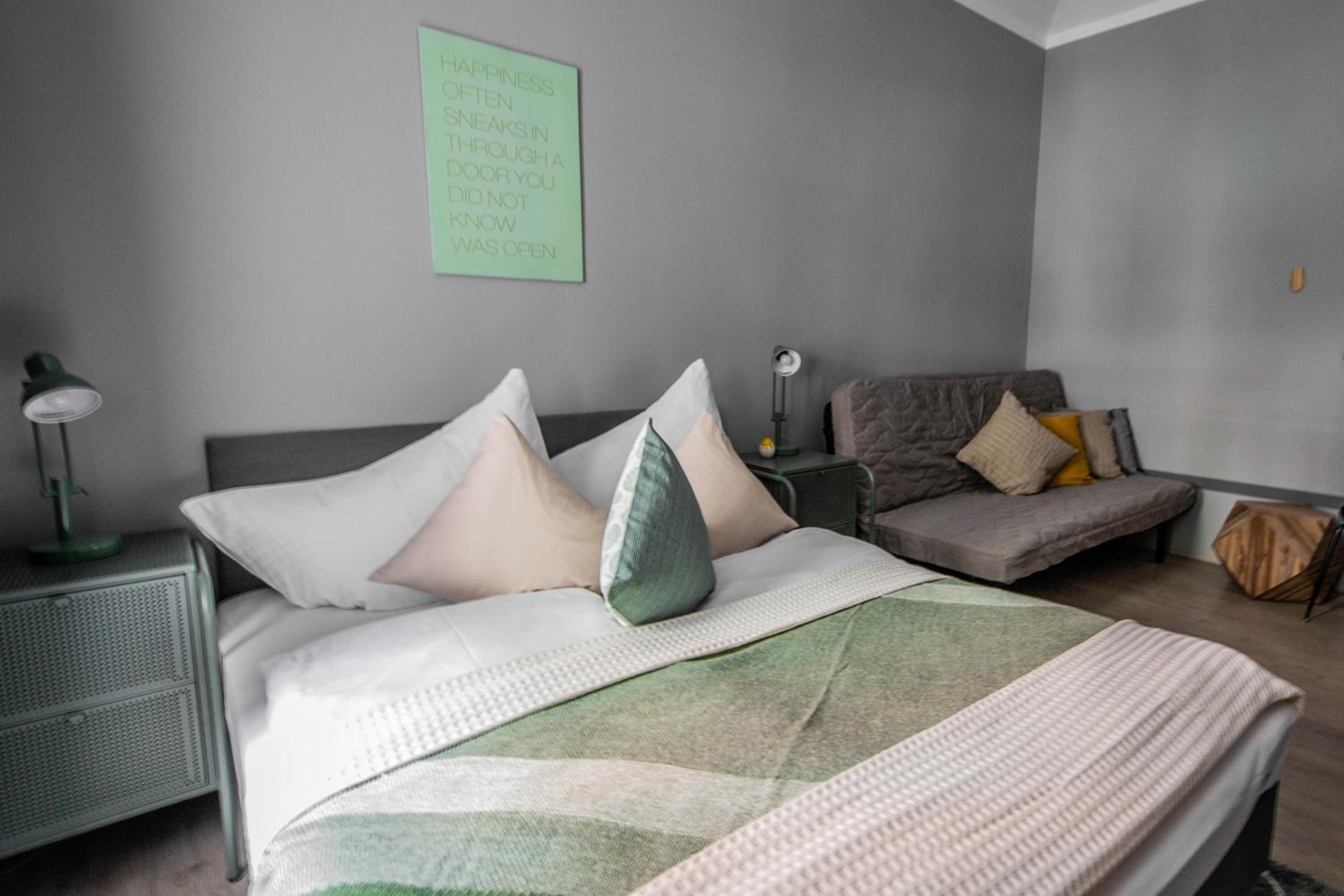 Stylish Apartments close to Eden Garden