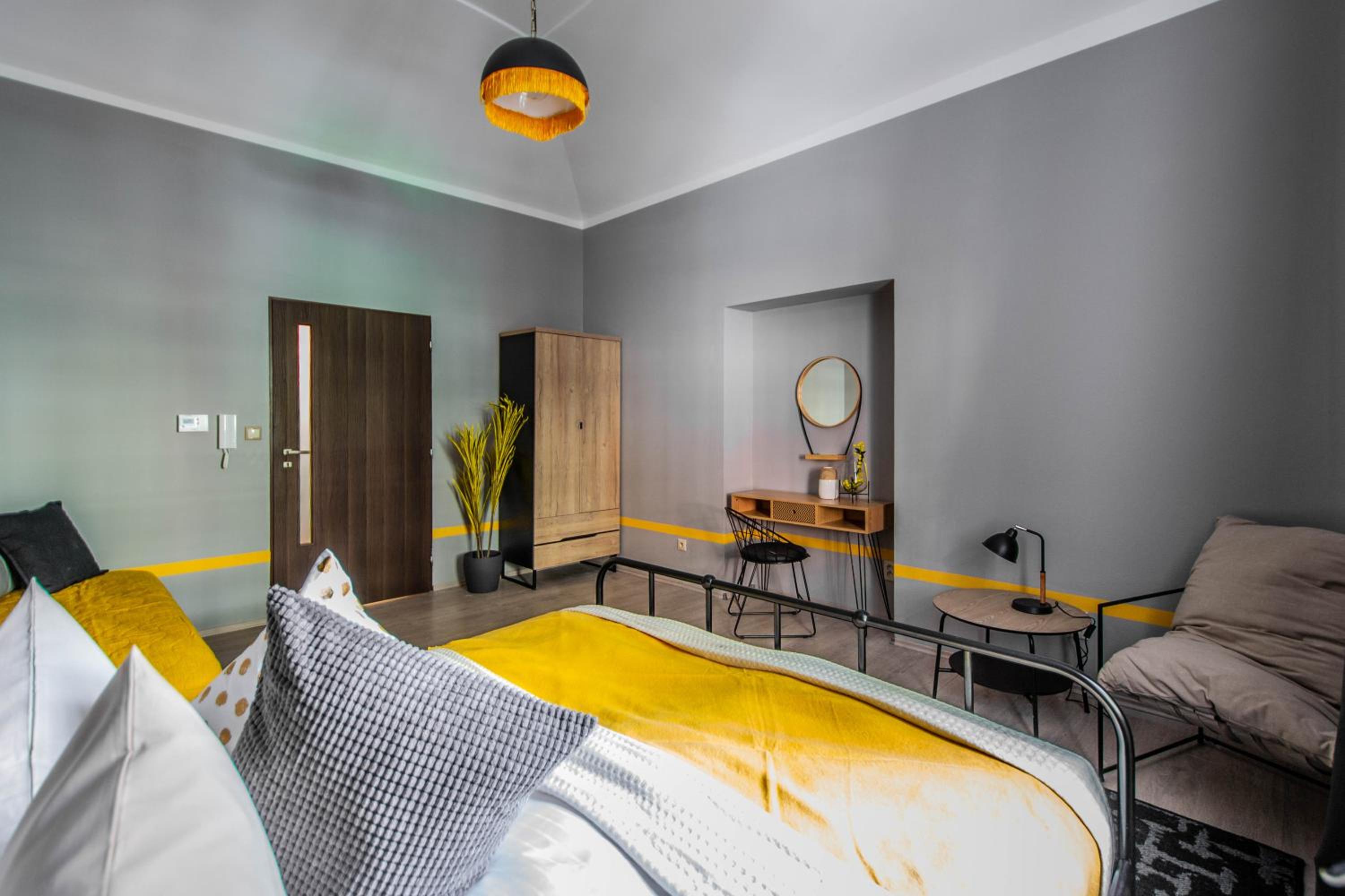 Stylish Apartments close to Eden Garden
