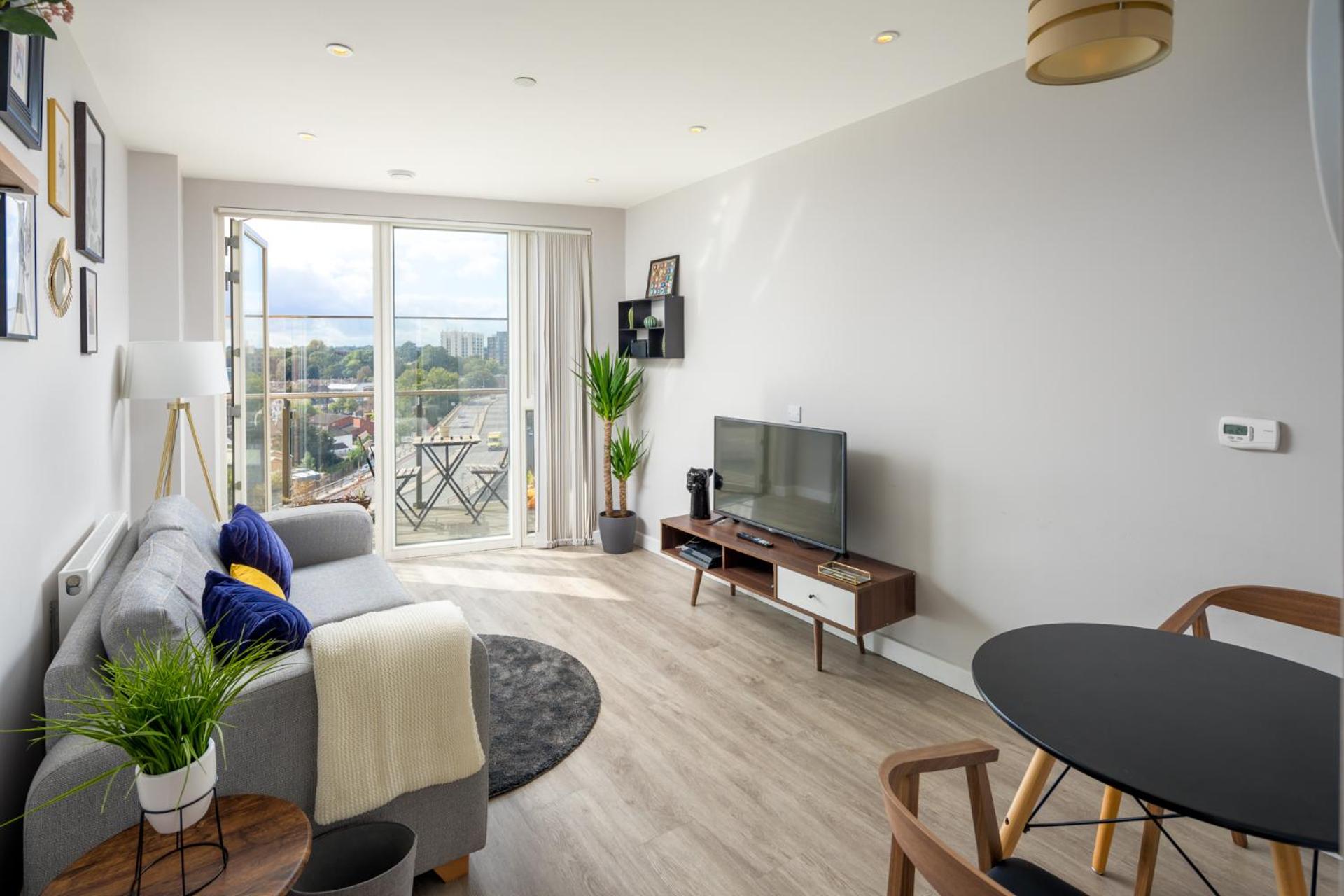 Vertex Luxury Suite - close to East Croydon Station view 4