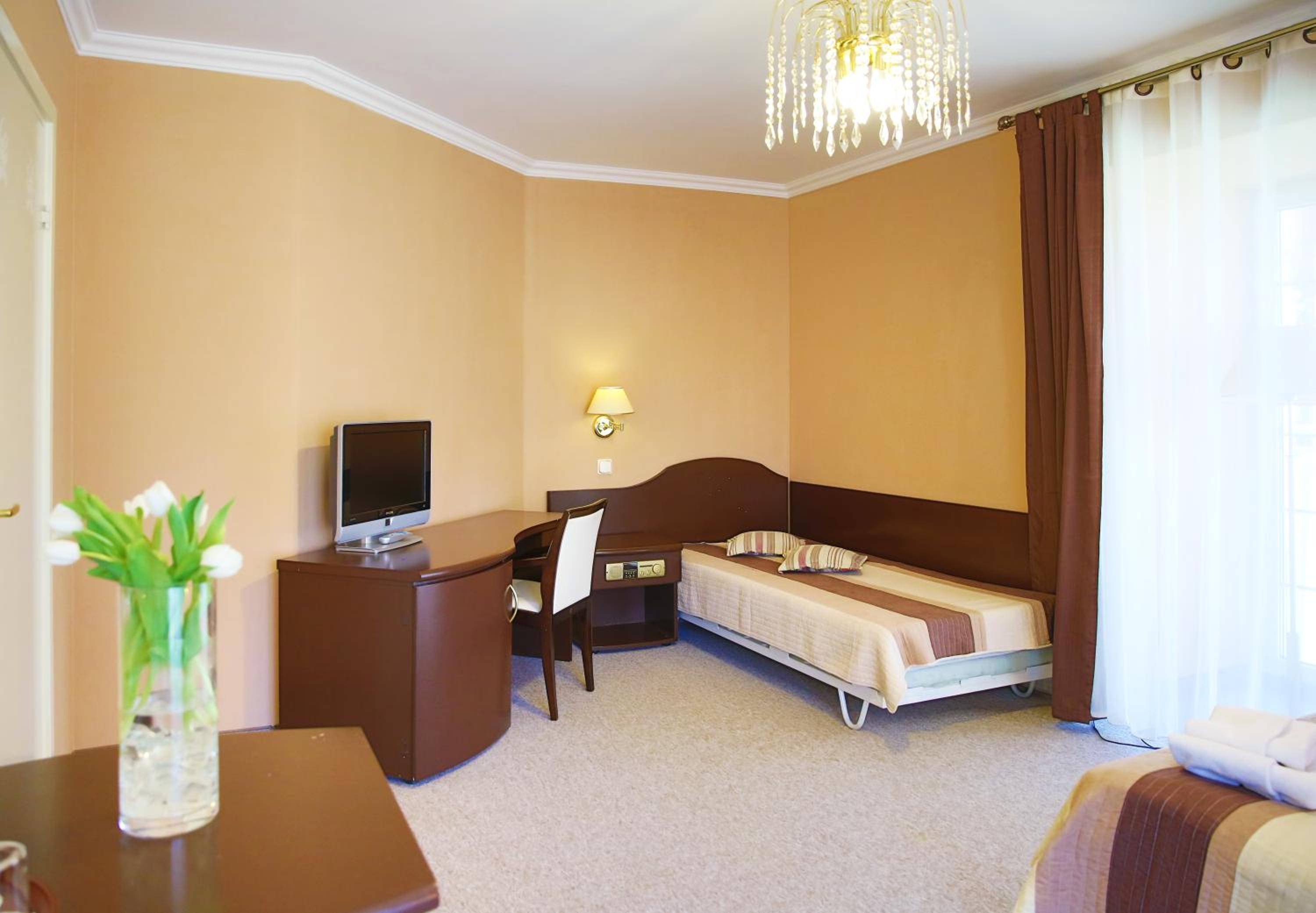 Willa Alexander Resort & SPA - caloroczny kryty BASEN