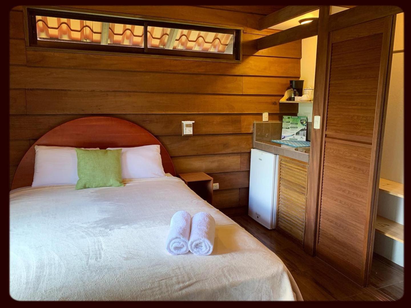 La Fortuna Waterfall Bungalows
