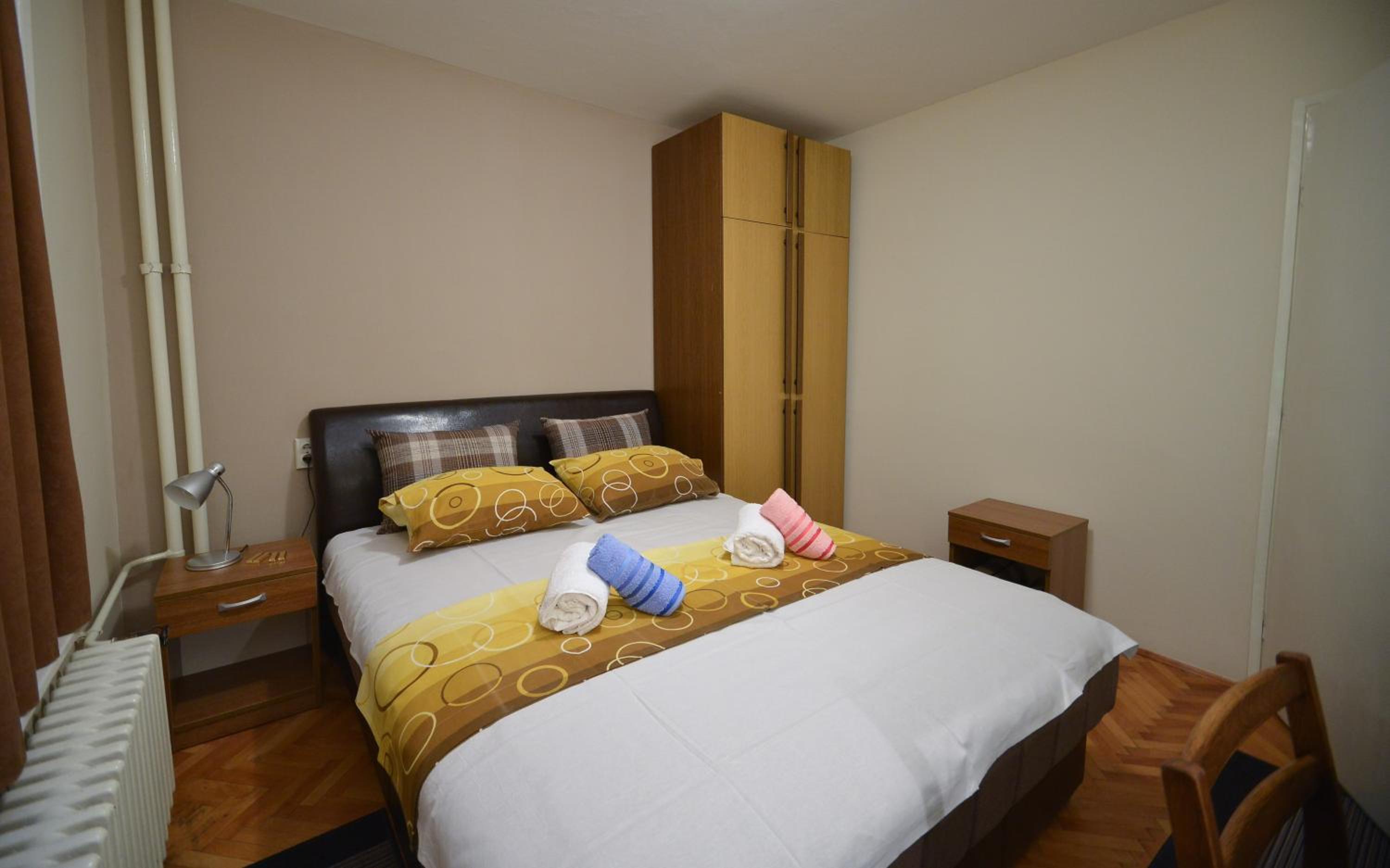 Glorious Rooms view 5