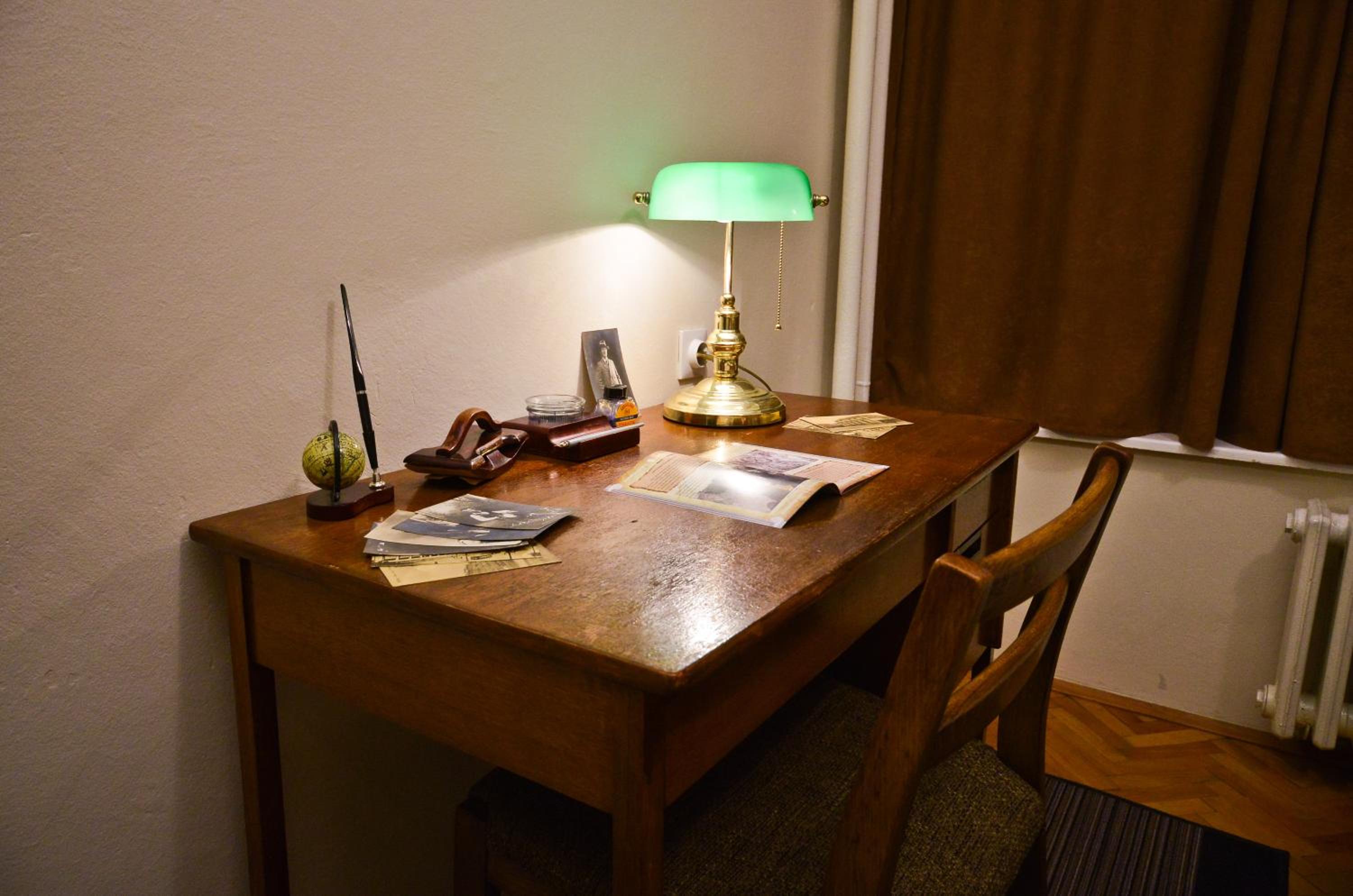 Photo 6