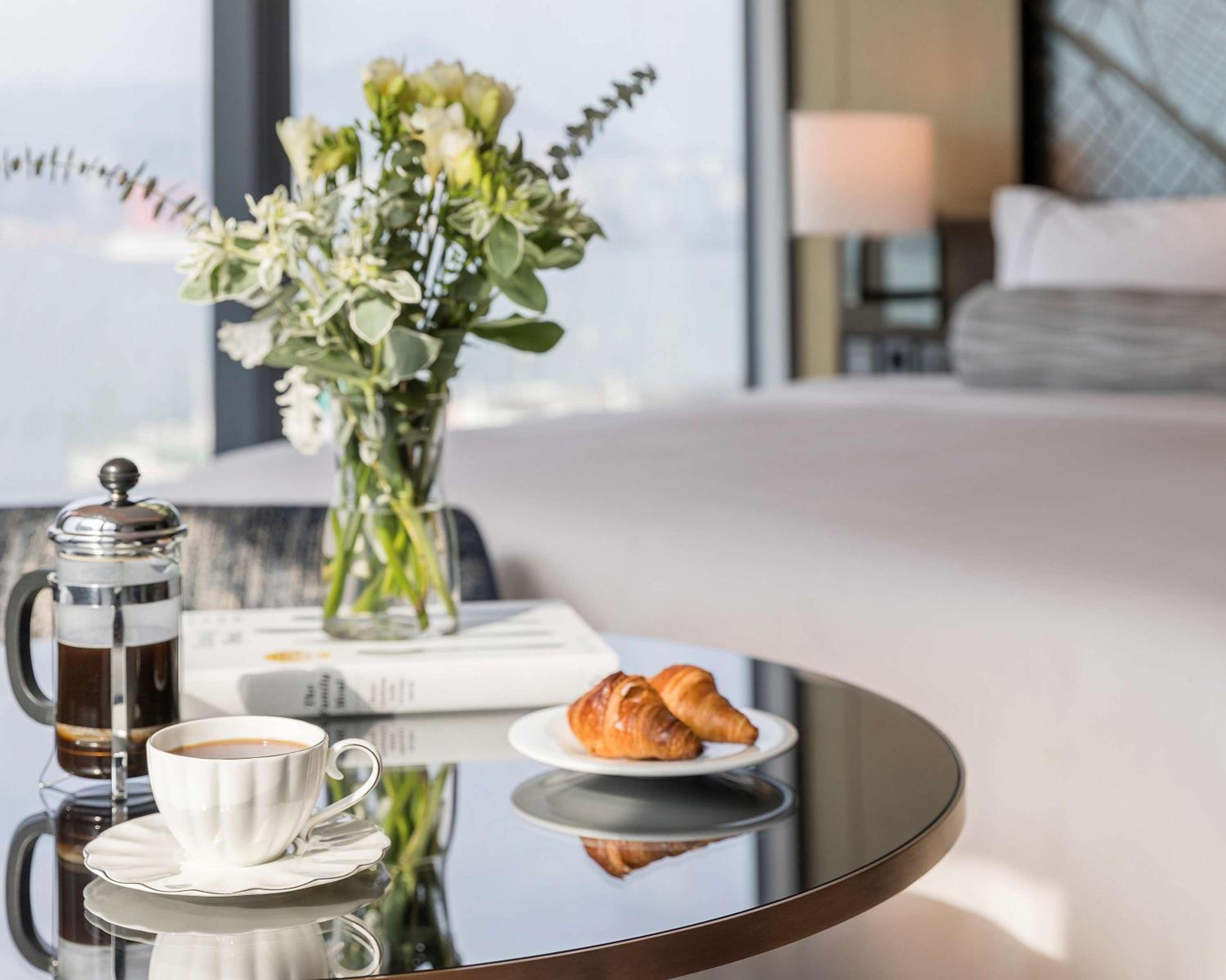 Hyatt Centric Victoria Harbour Hong Kong 14