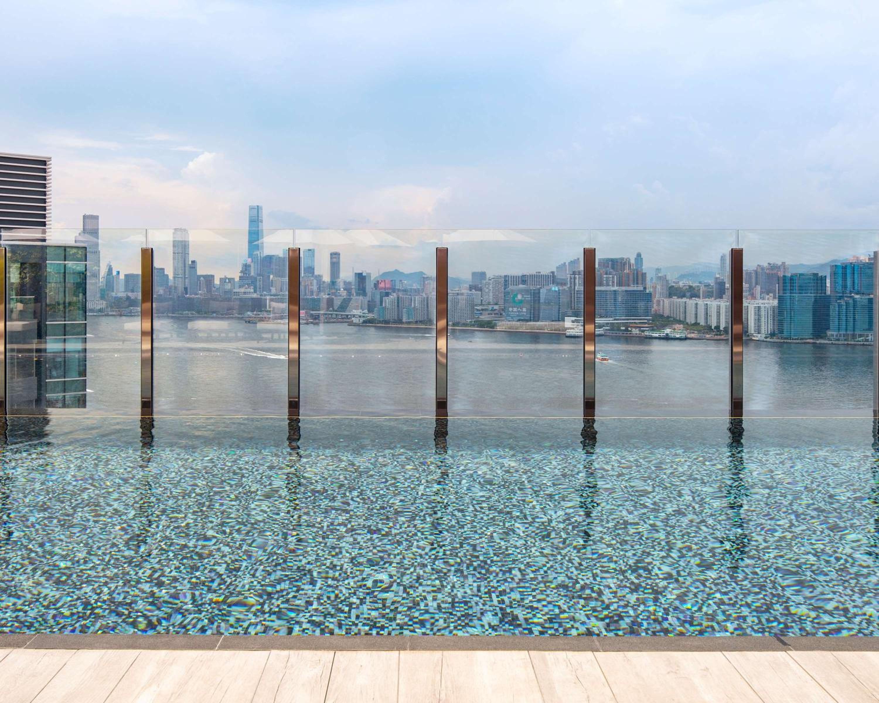 Hyatt Centric Victoria Harbour Hong Kong 3