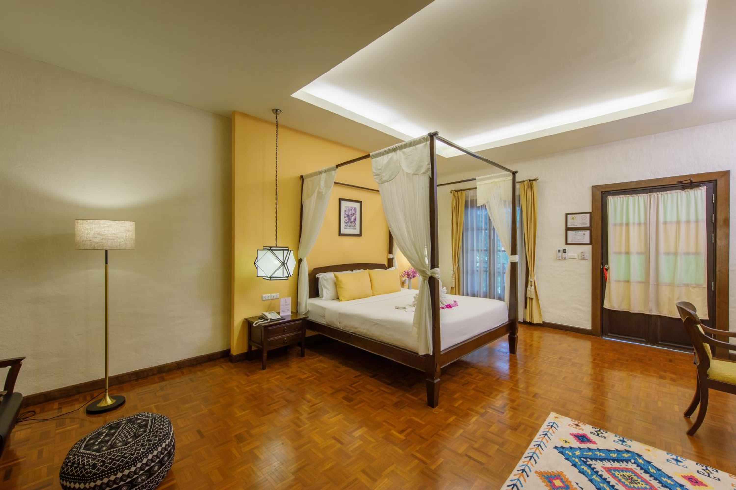 Vdara Pool Resort Spa Chiang Mai