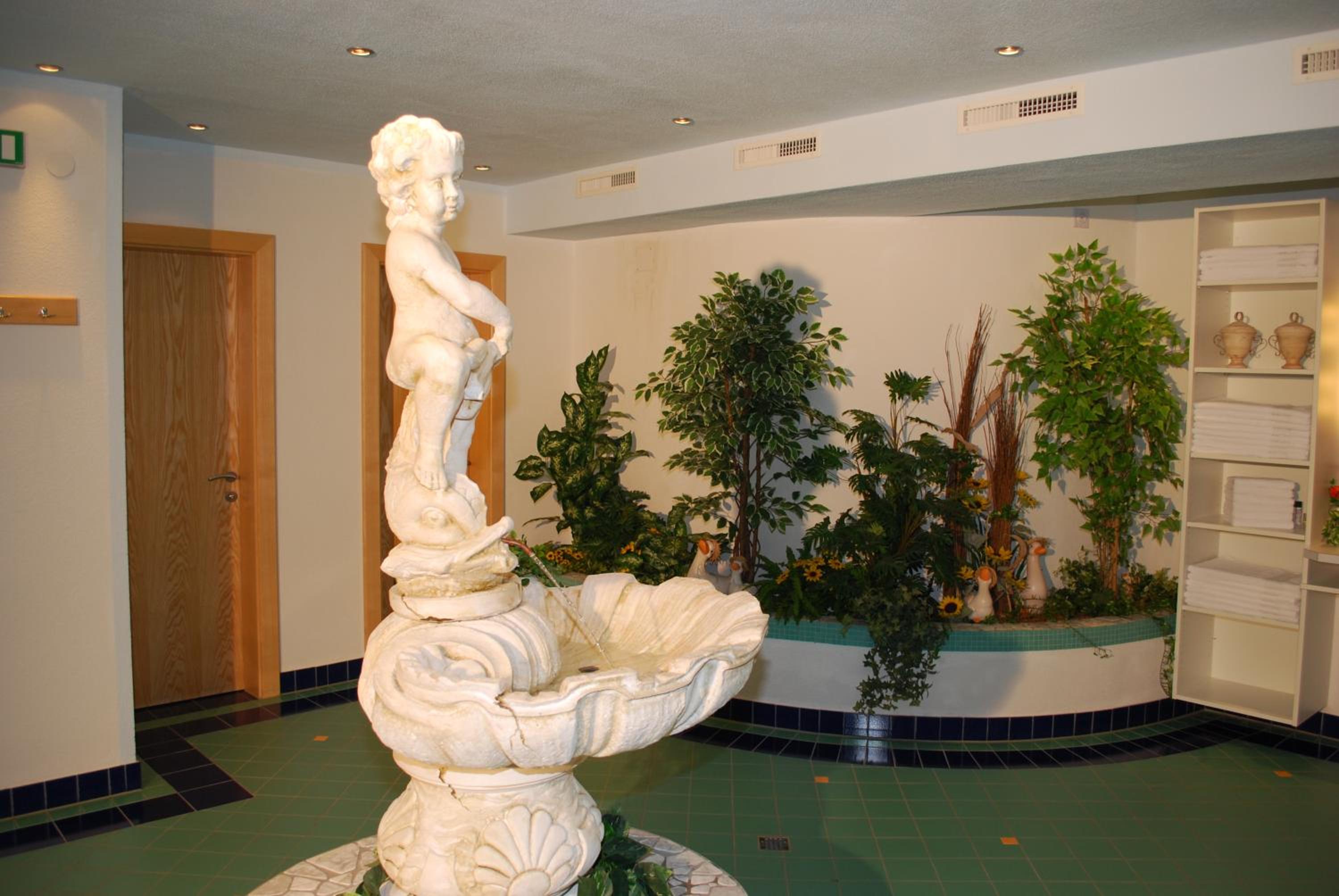 Photo 47
