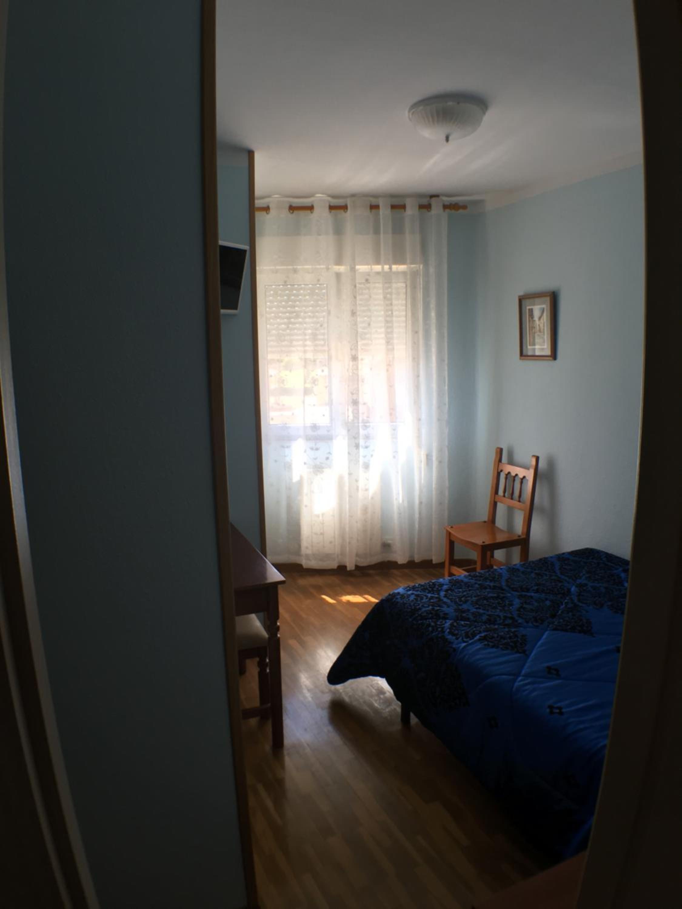 Hostal ** EC León