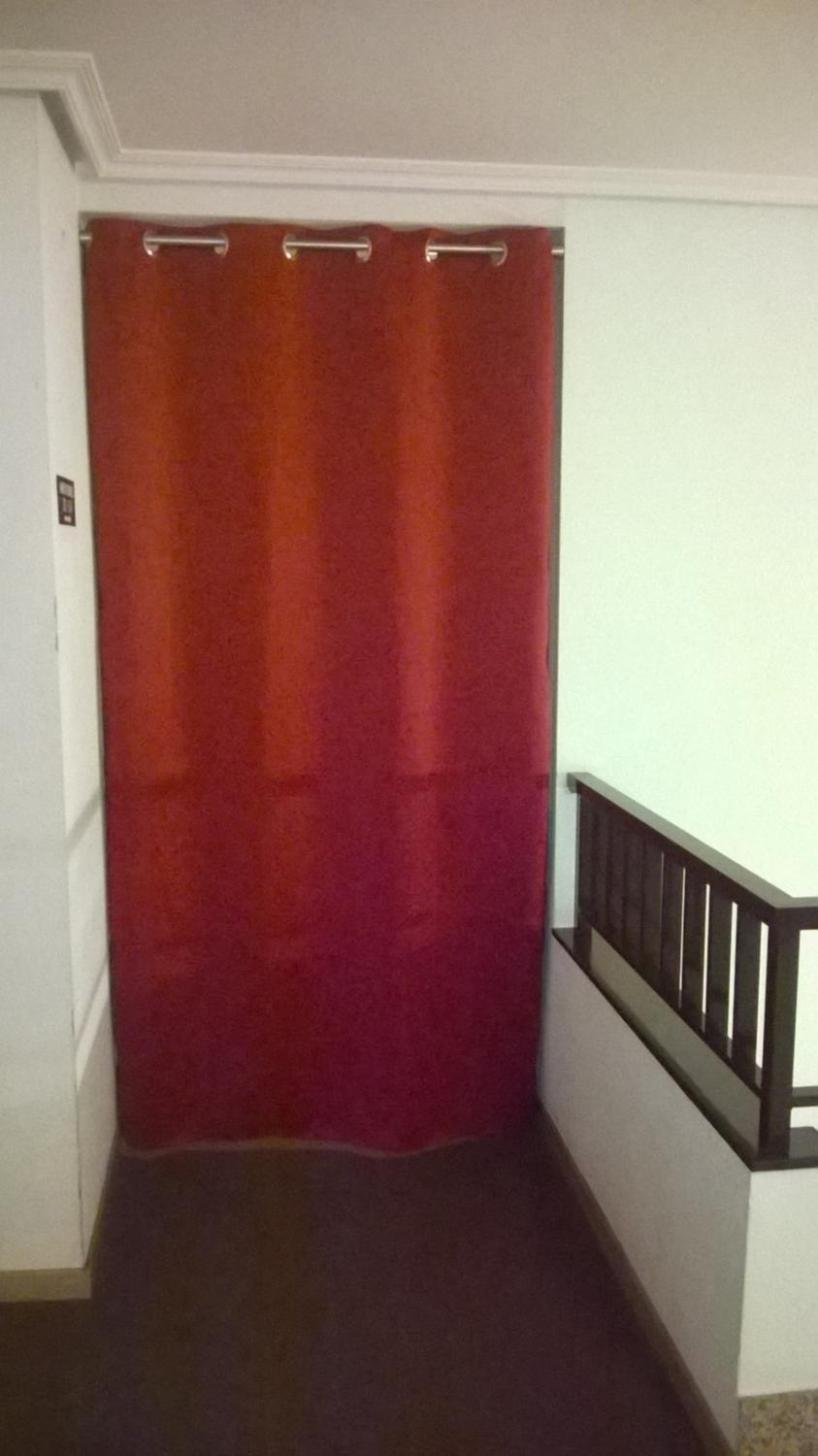 Hostal ** EC León