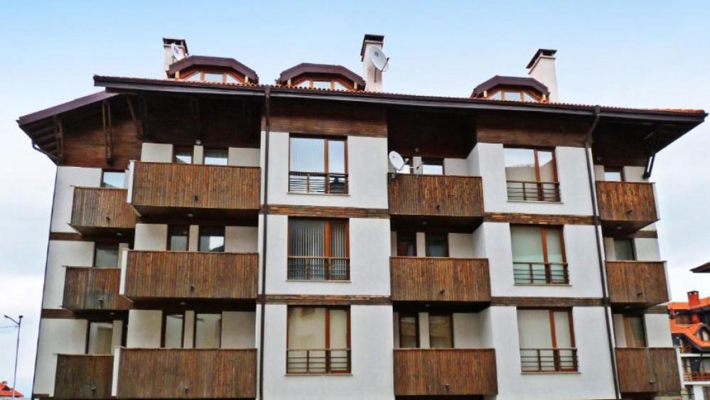 Luxury Green Apartment - up to 4 people