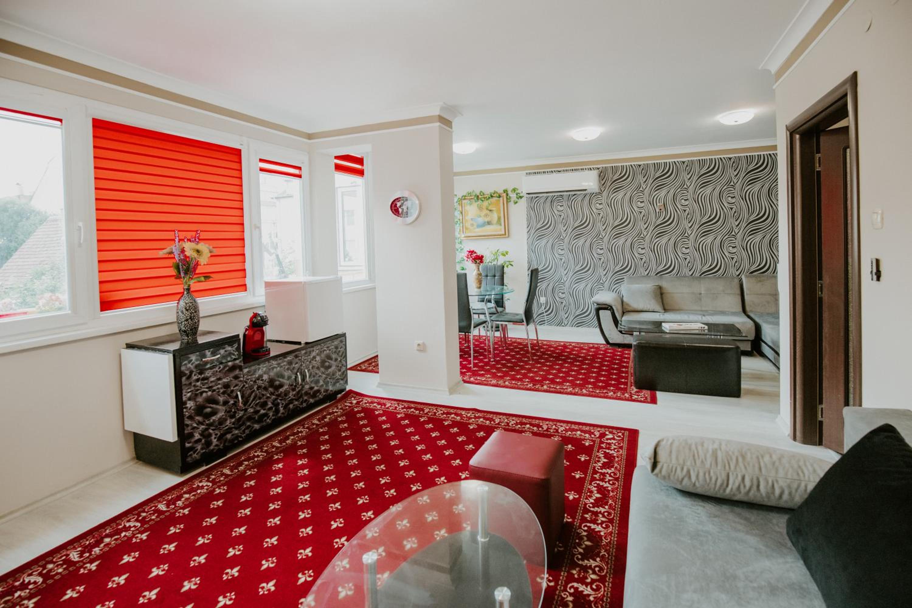 Dimitrovi Rooms
