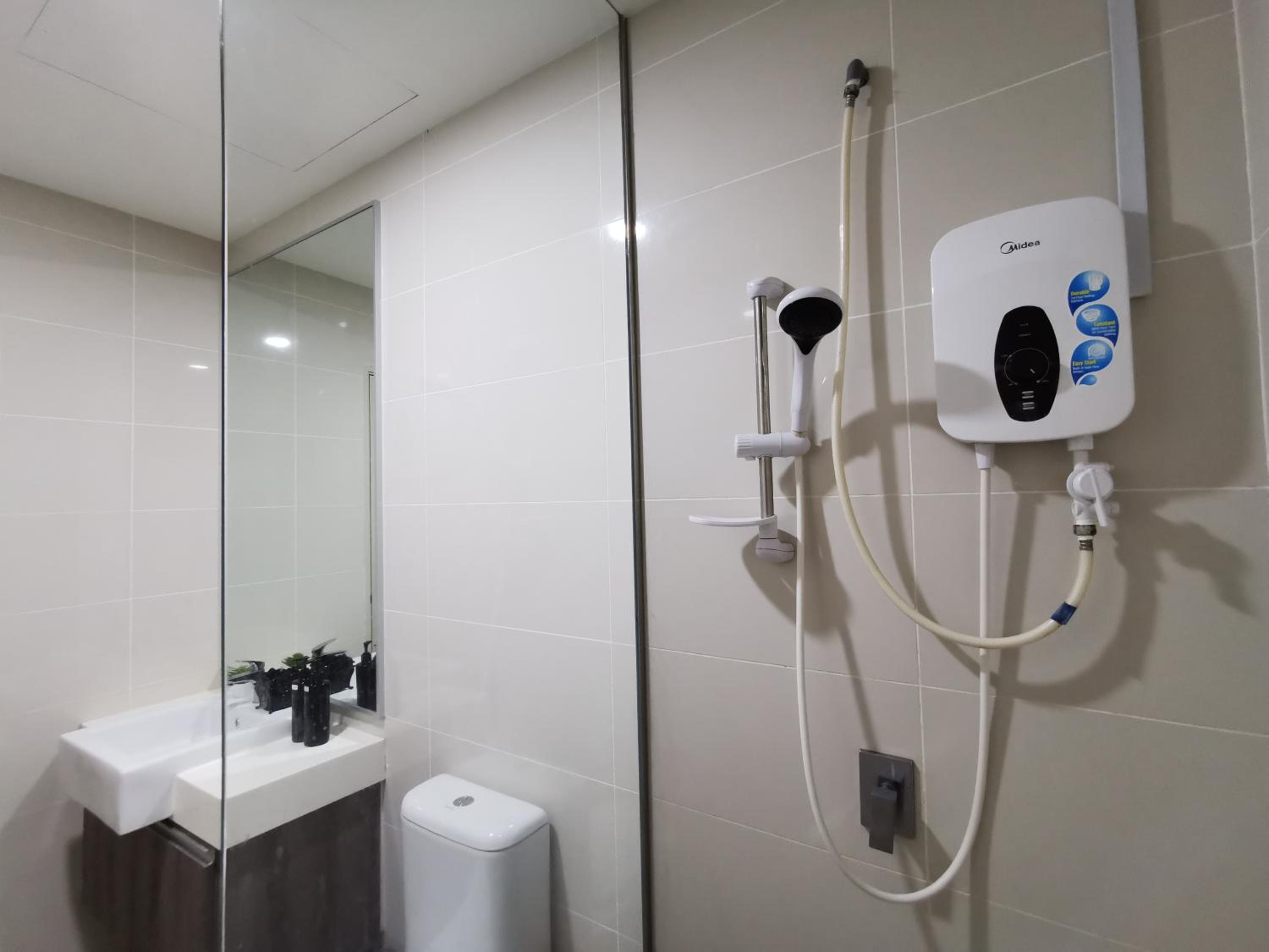 Mid Valley Southkey Mosaic Cozy Suite at Johor Bahru