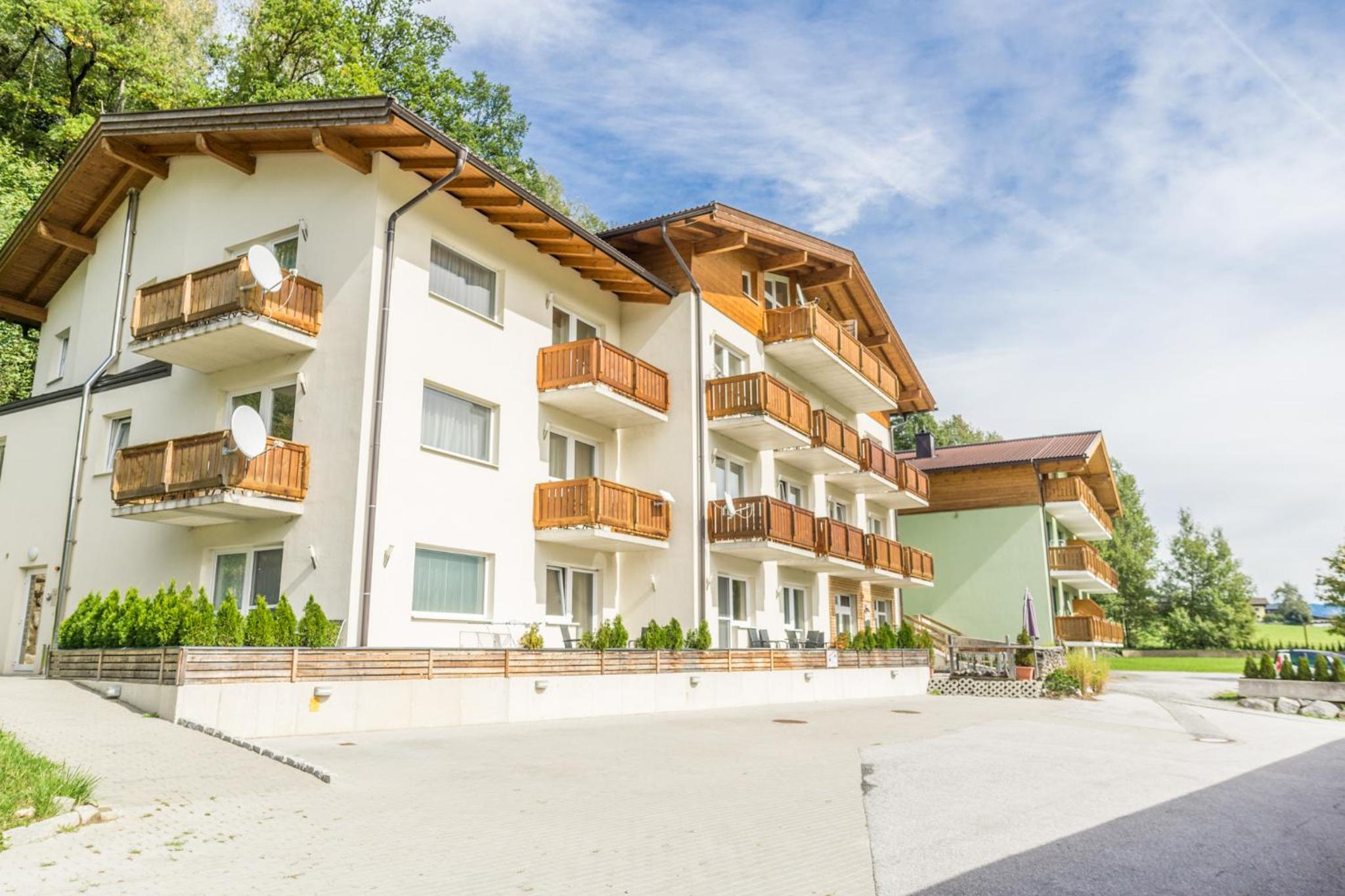 Praga Apartments & Restaurant Zell am See-Kaprun