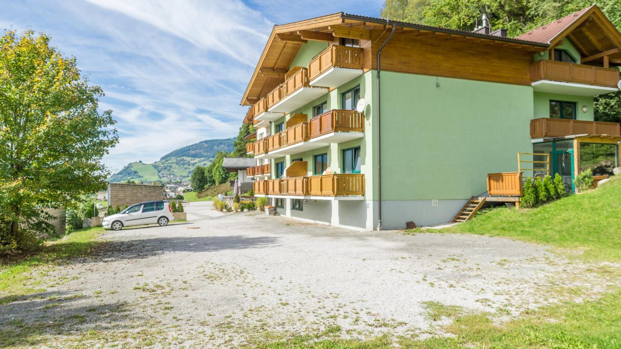 Praga Apartments & Restaurant Zell am See-Kaprun