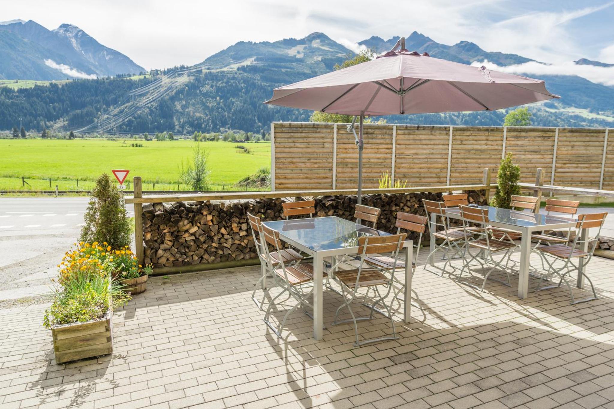Praga Apartments & Restaurant Zell am See-Kaprun