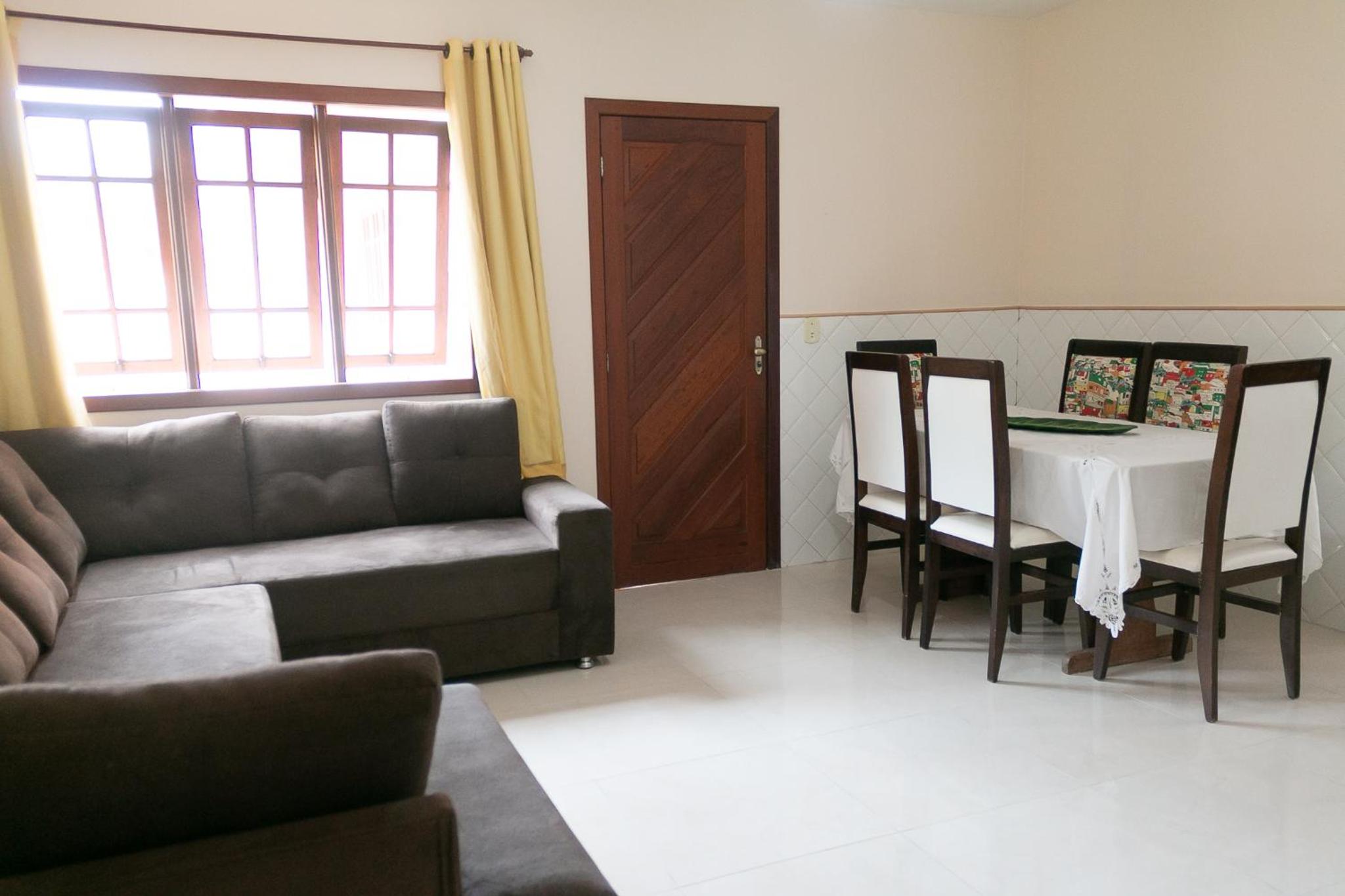 Mestre Lord Apart Hotel 200m Praia Taperapuã by La Vem Férias