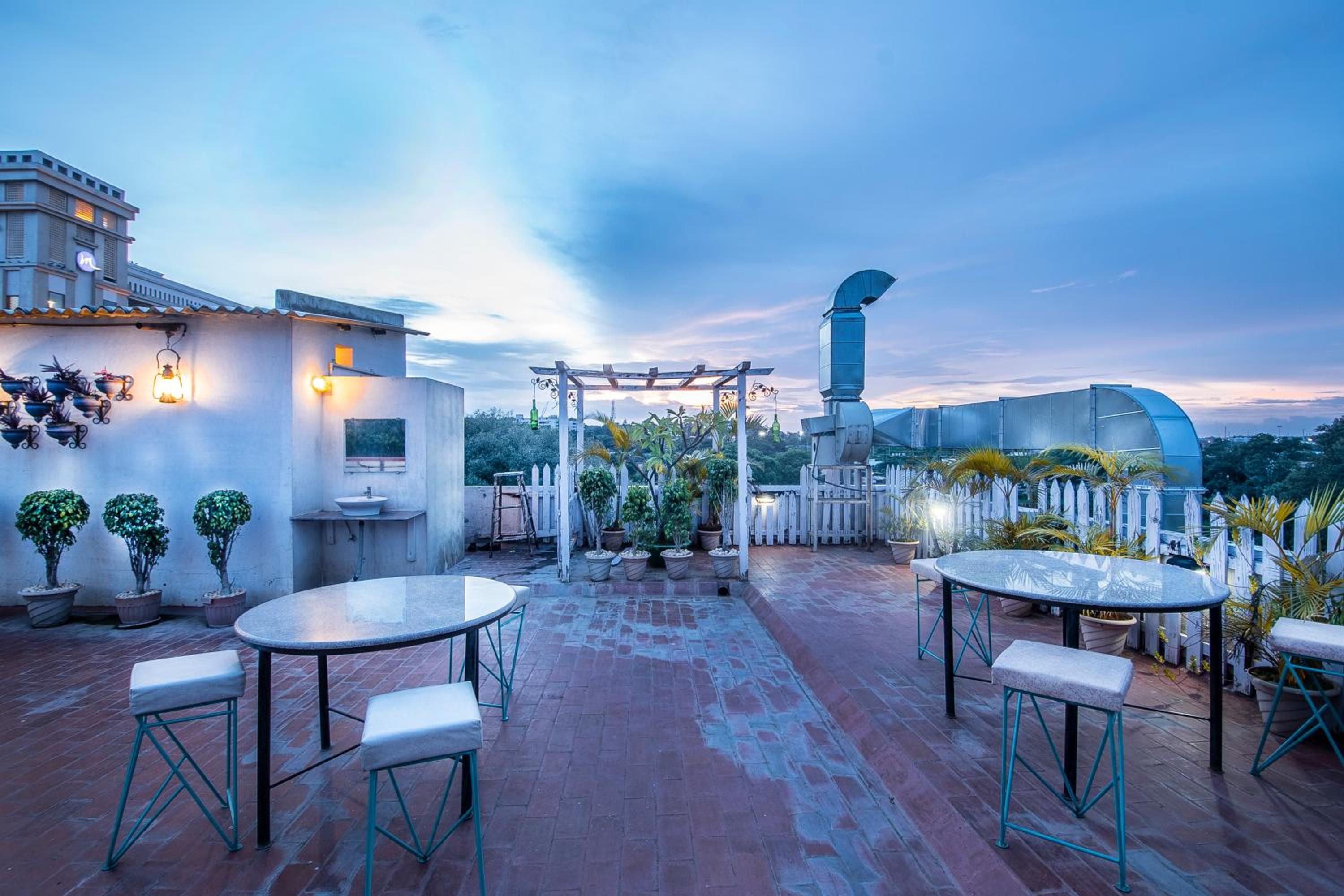 Aishwarya Suites