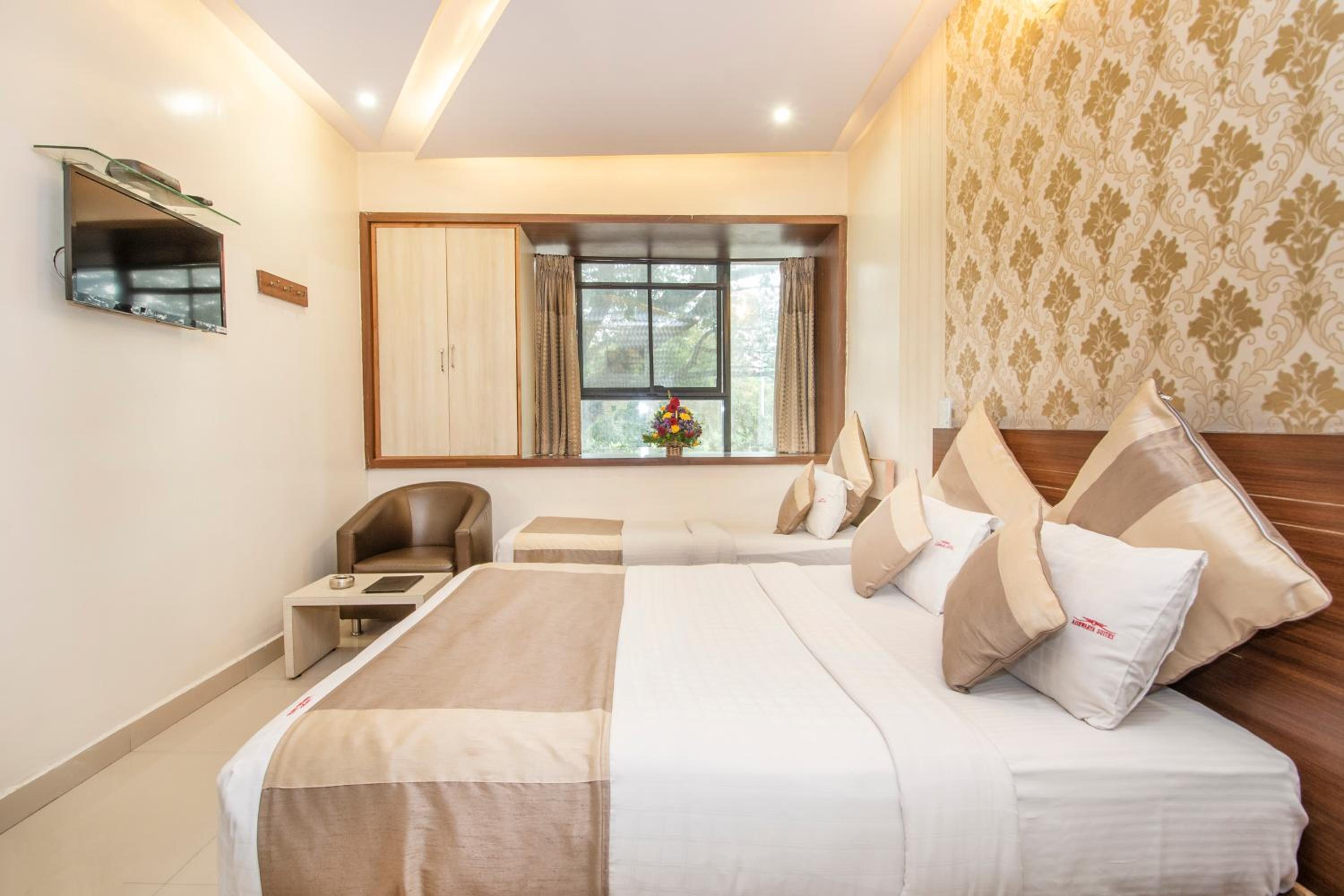 Aishwarya Suites