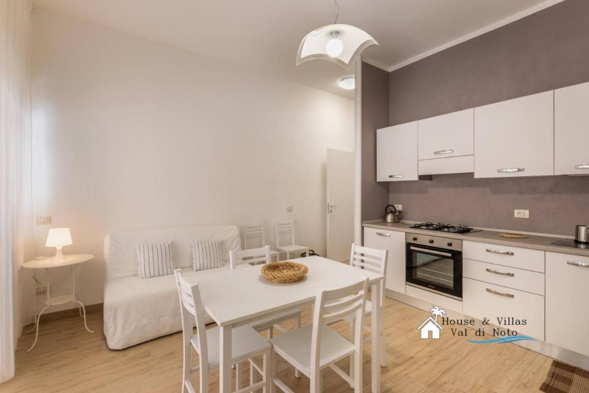 House&Villas - Tosca Apartment view 2