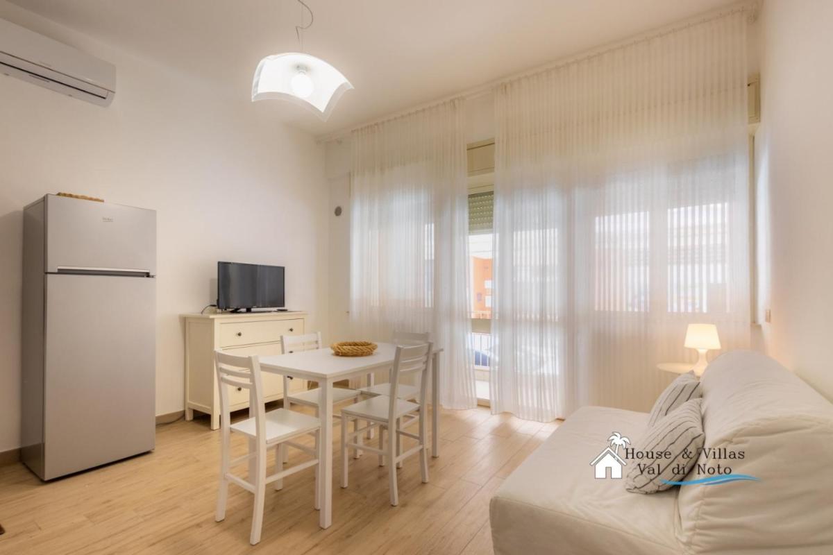 House&Villas - Tosca Apartment view 3