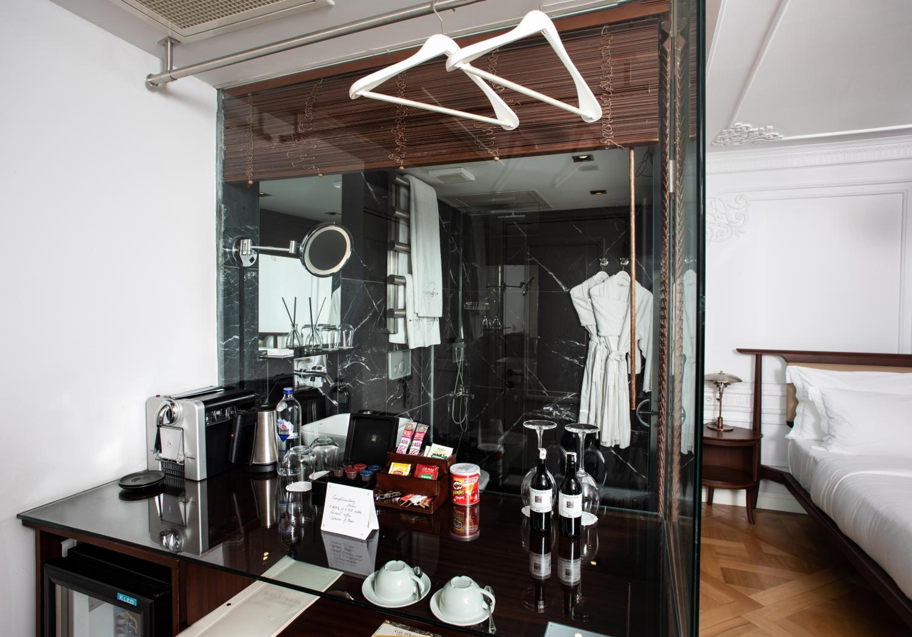 Georges Otel Galata - Image 42