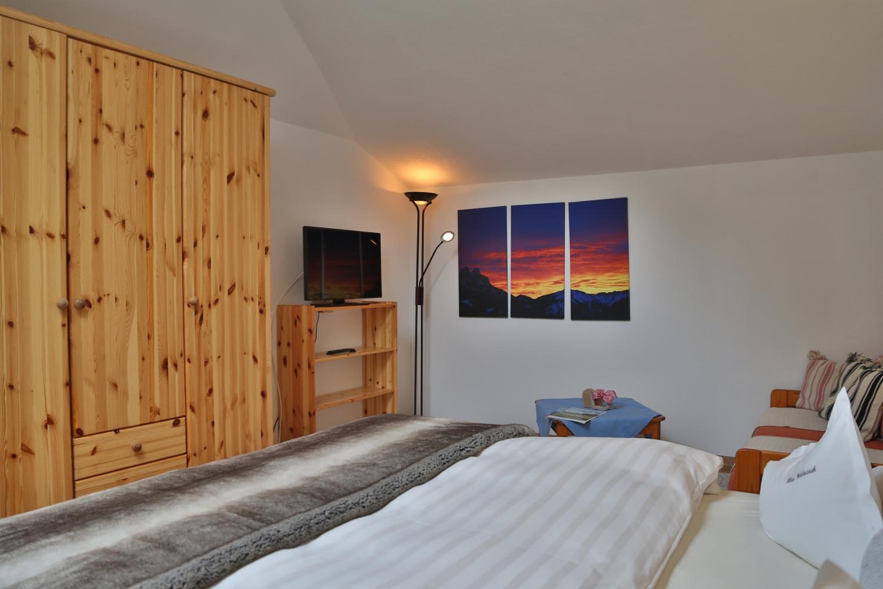 Bio-Bauernhof Waldesruh mit Hofladen