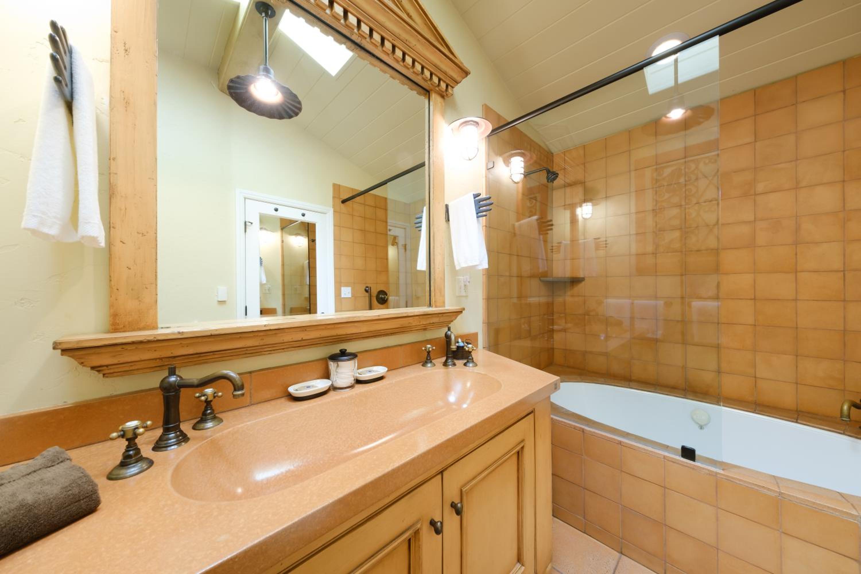 Maui Vacations - The Cottages of Napa Valley - Property Image 12
