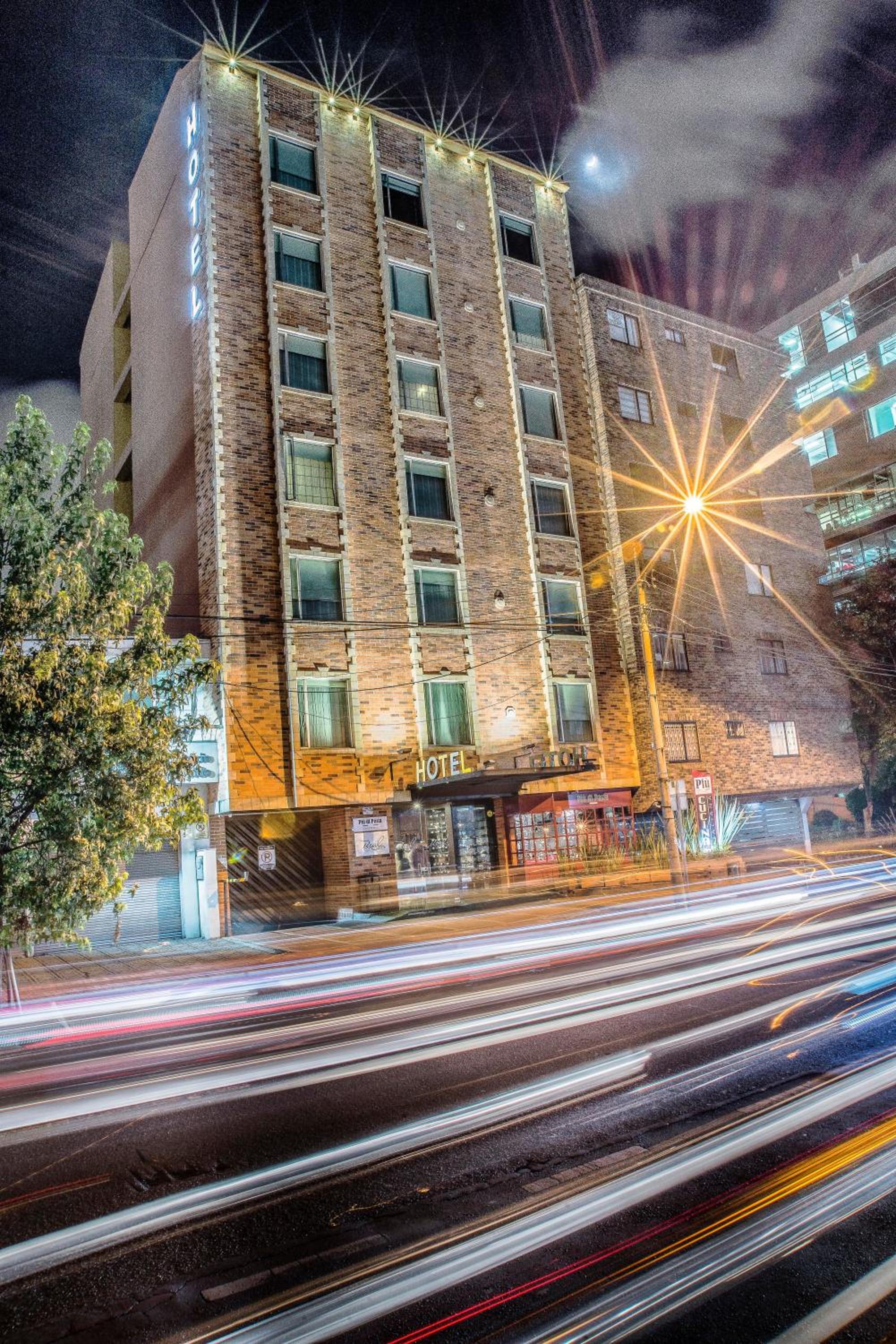 Hotel Santa Barbara Real - Image 2