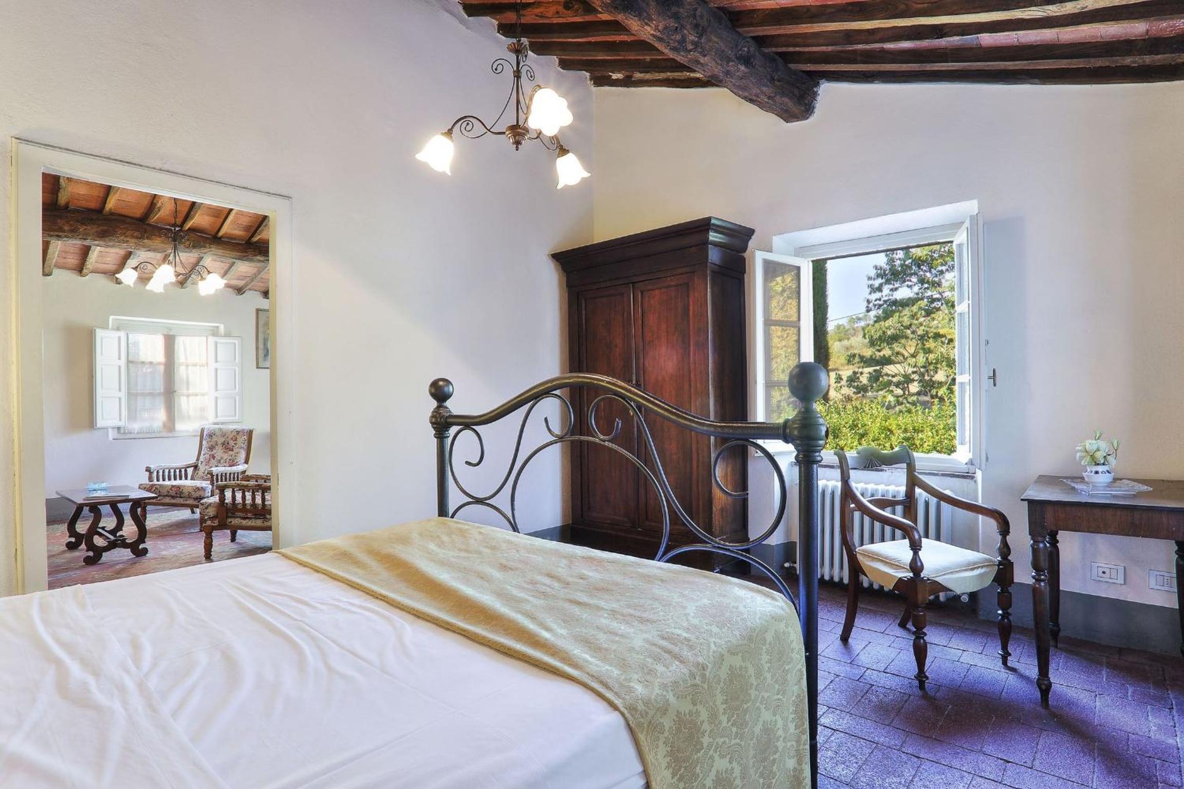 Casa Rosa by Salogi Villas