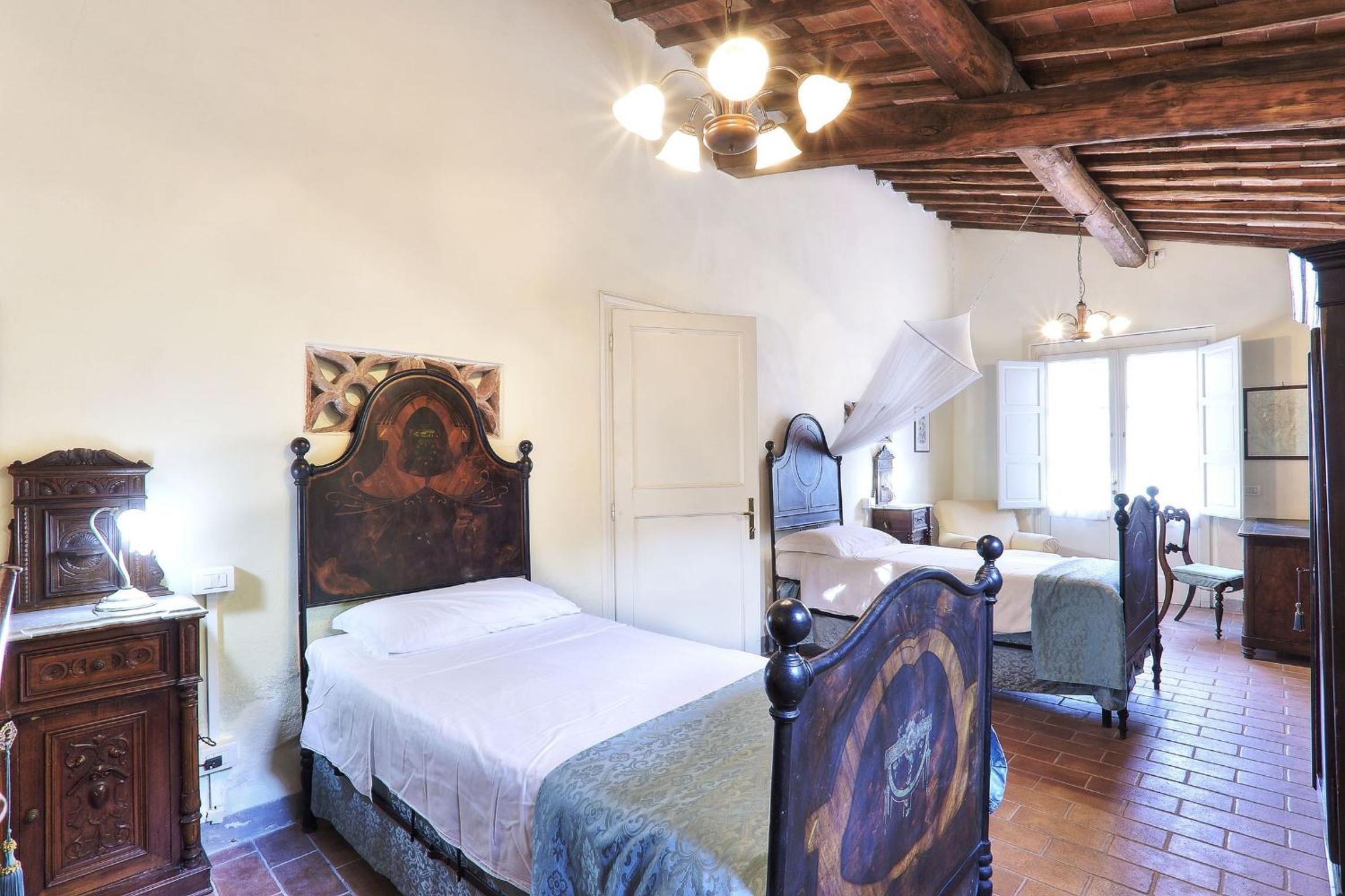 Casa Rosa by Salogi Villas
