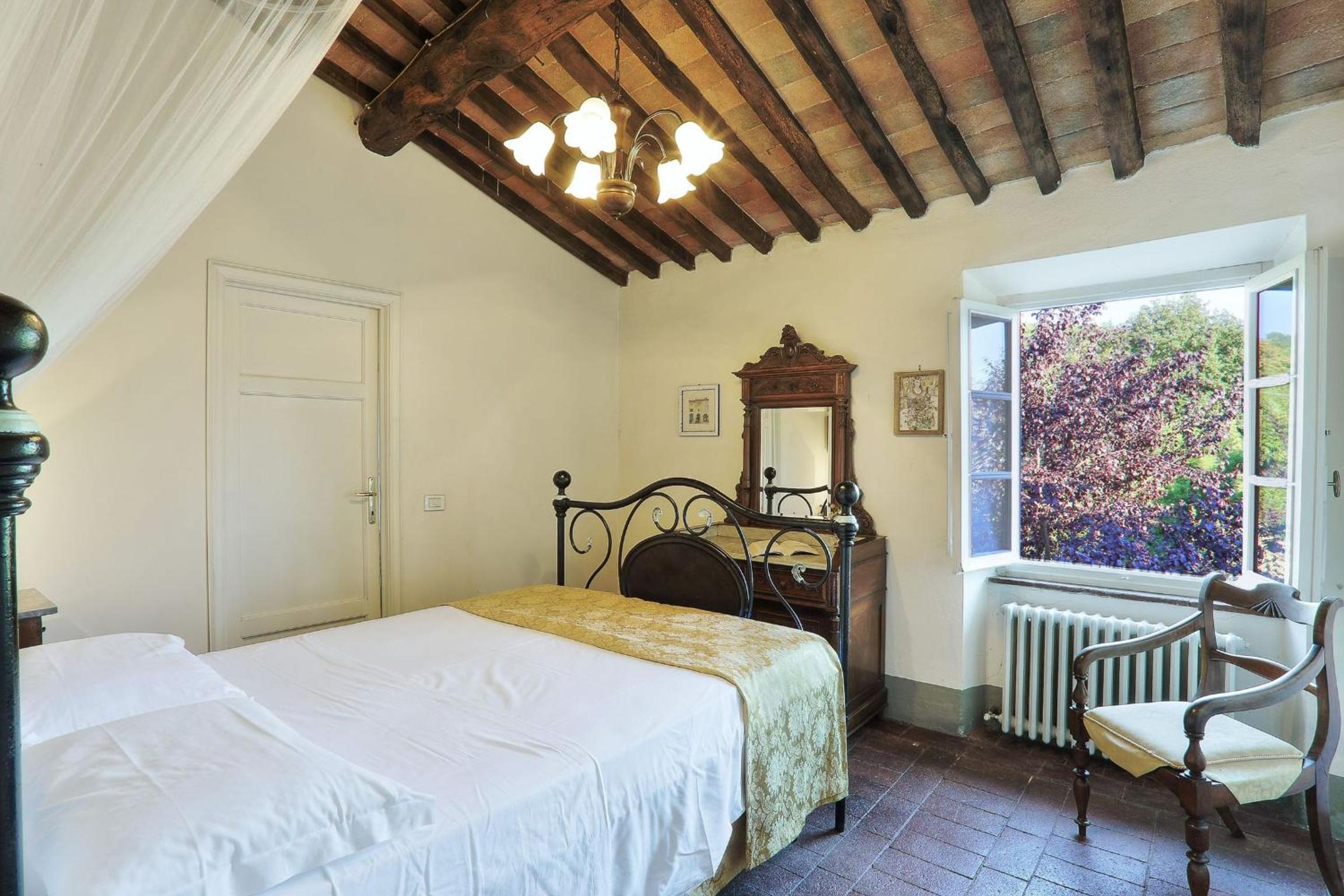 Casa Rosa by Salogi Villas