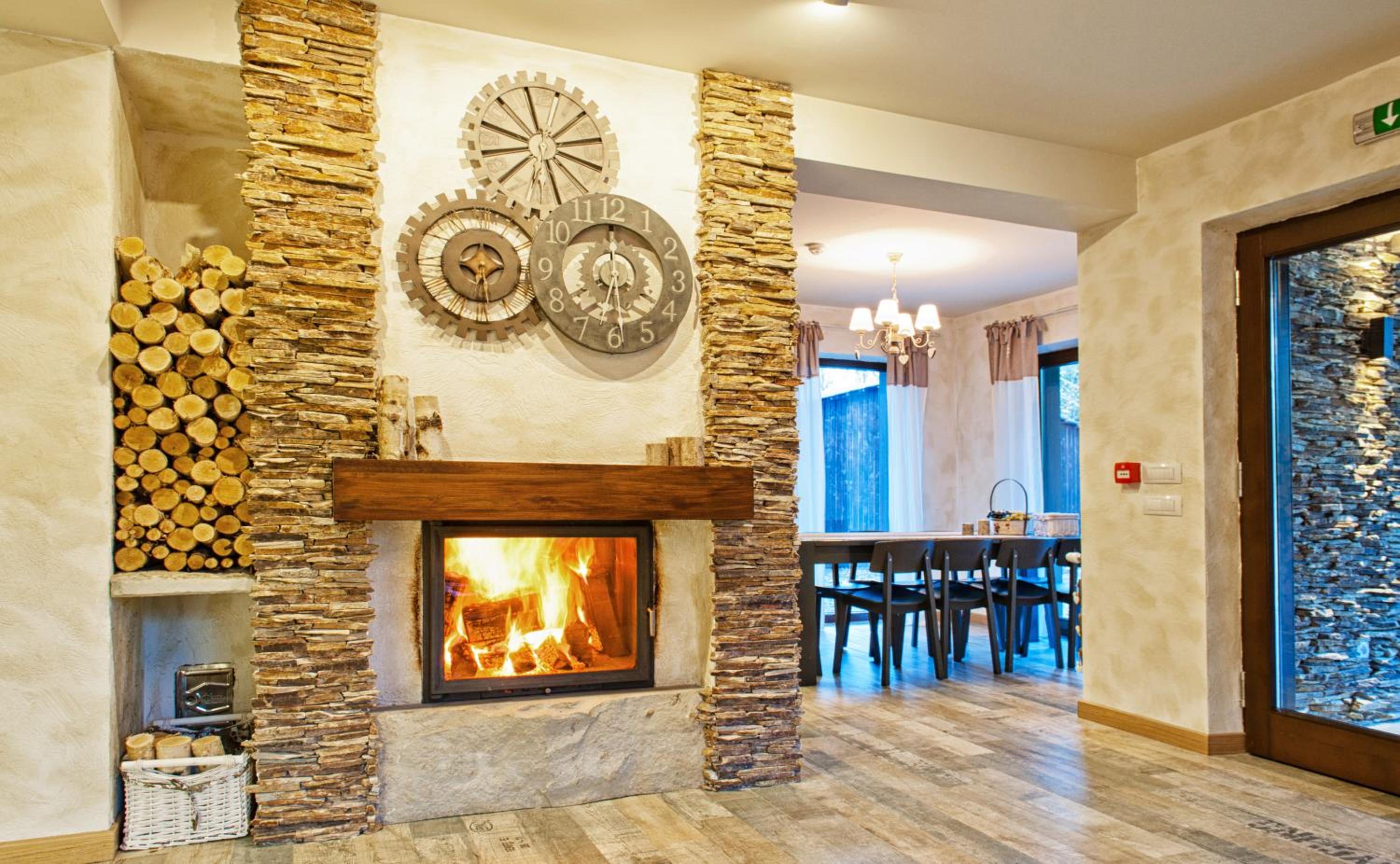 Chalet Hovel view 5