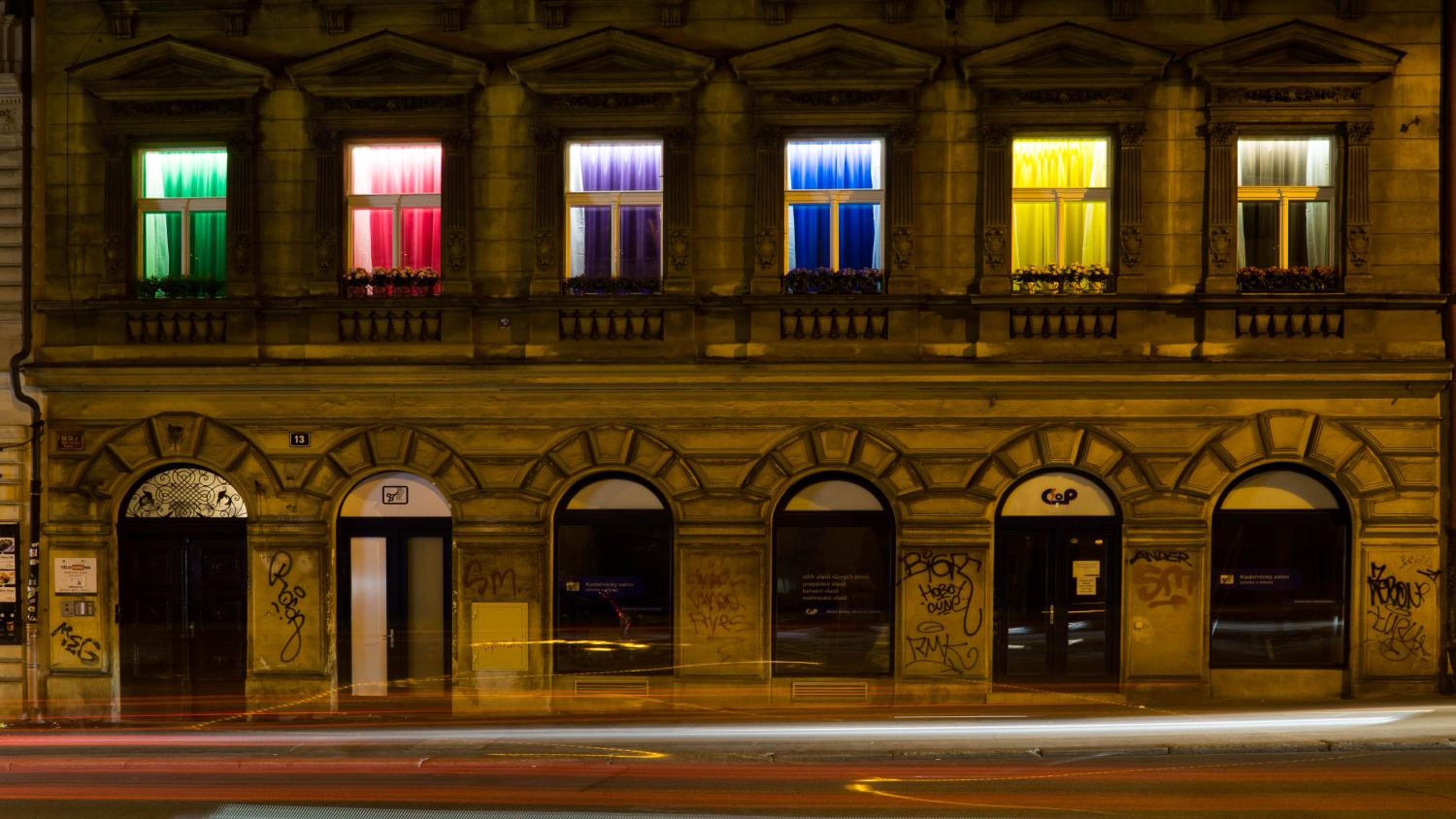 Apartment COLOURS - your 7 colour experience in centre of Prague