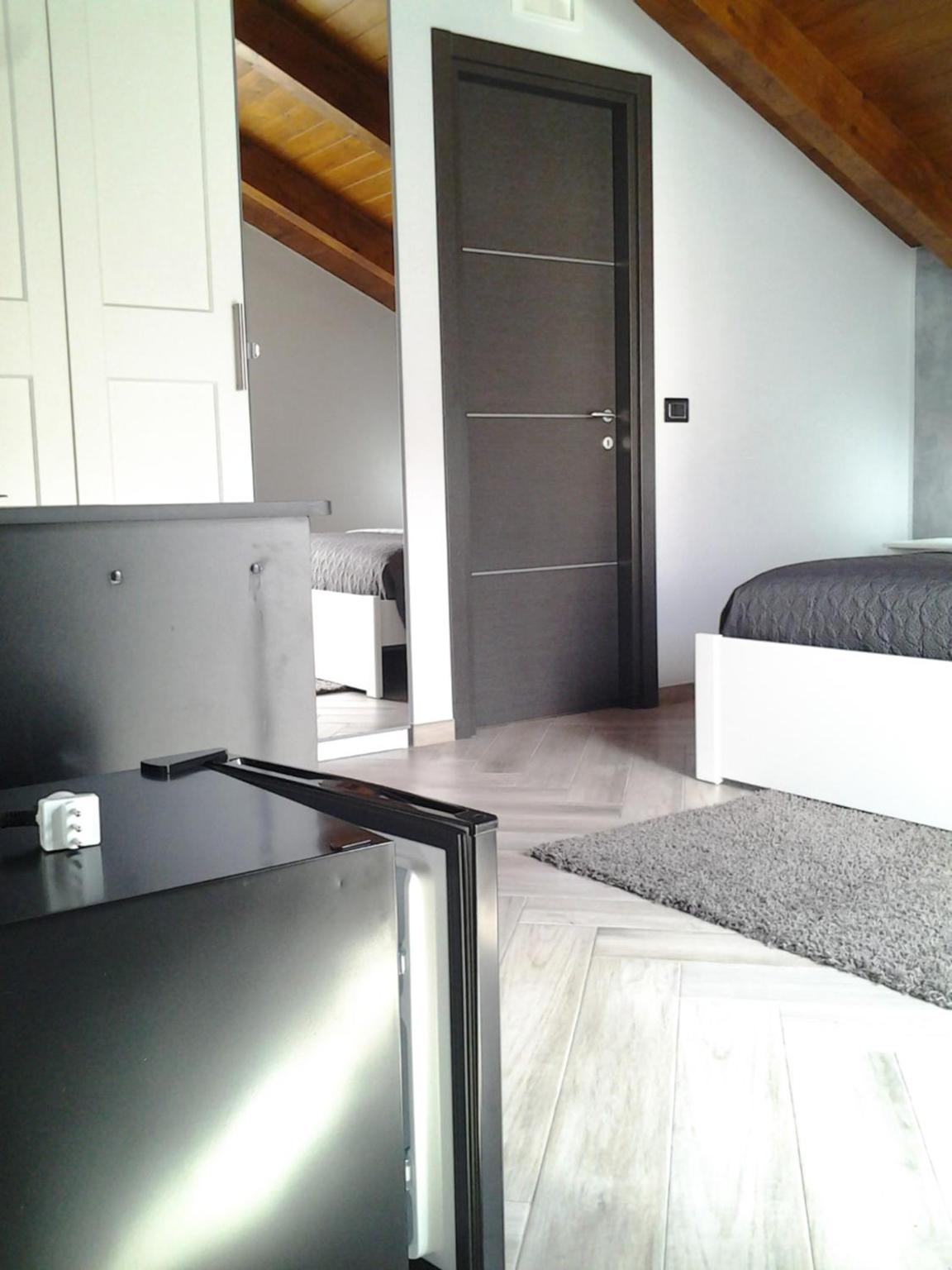 THE ATTIC ROOM photo 2