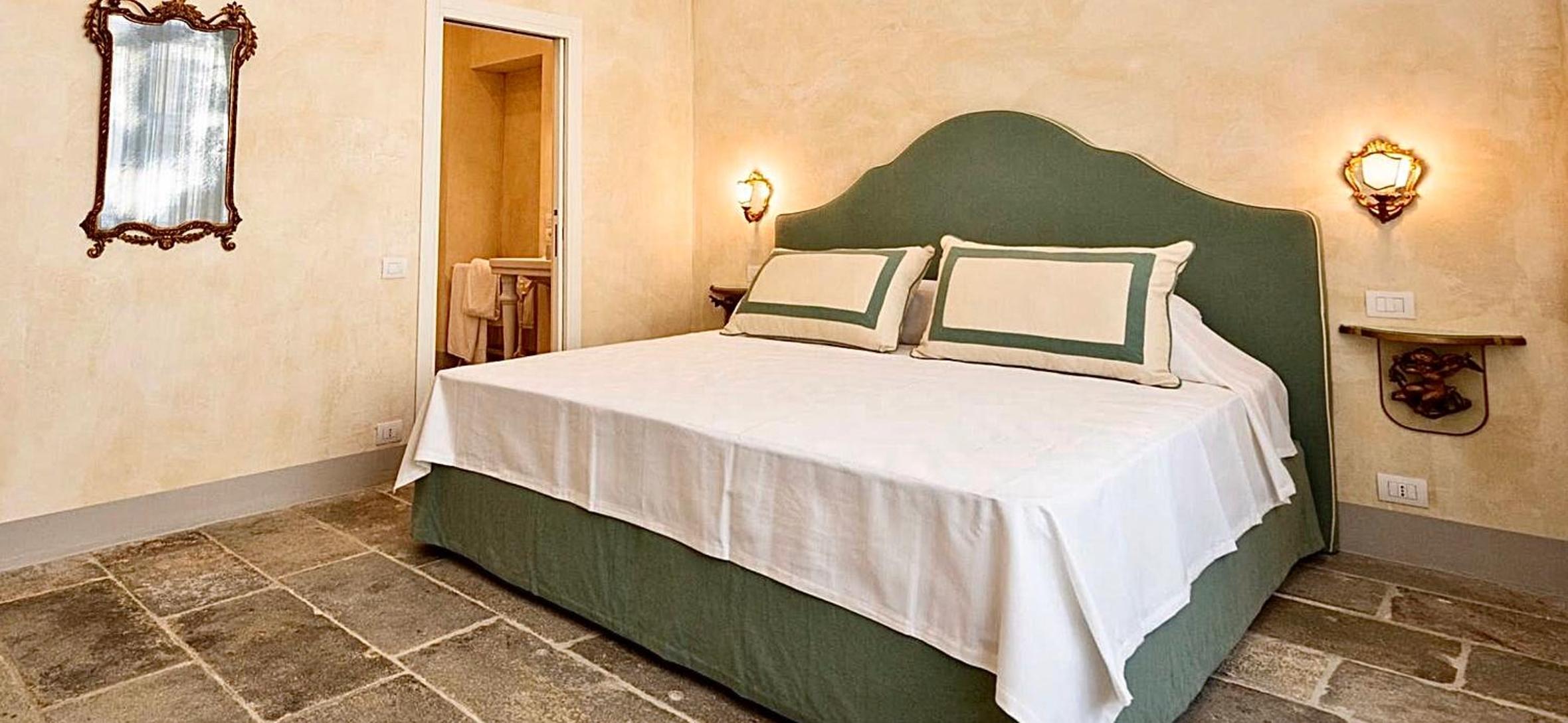 Palazzo Mantua Benavides Suites & Apartments