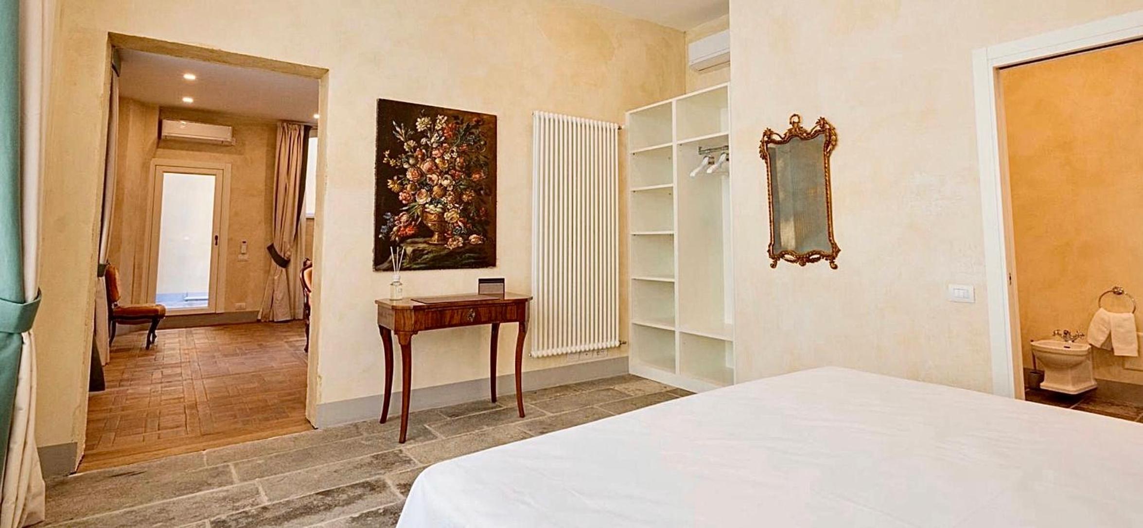 Palazzo Mantua Benavides Suites & Apartments