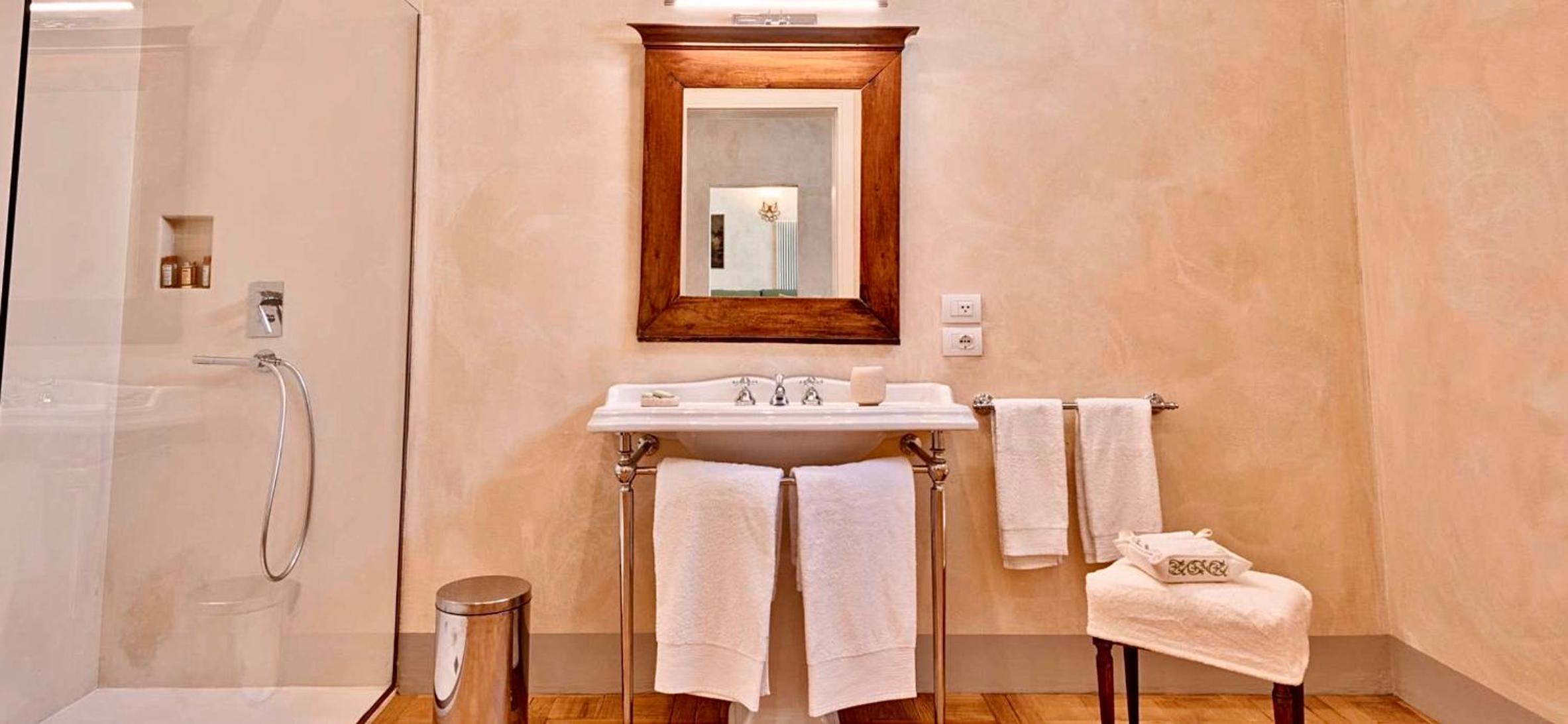 Palazzo Mantua Benavides Suites & Apartments