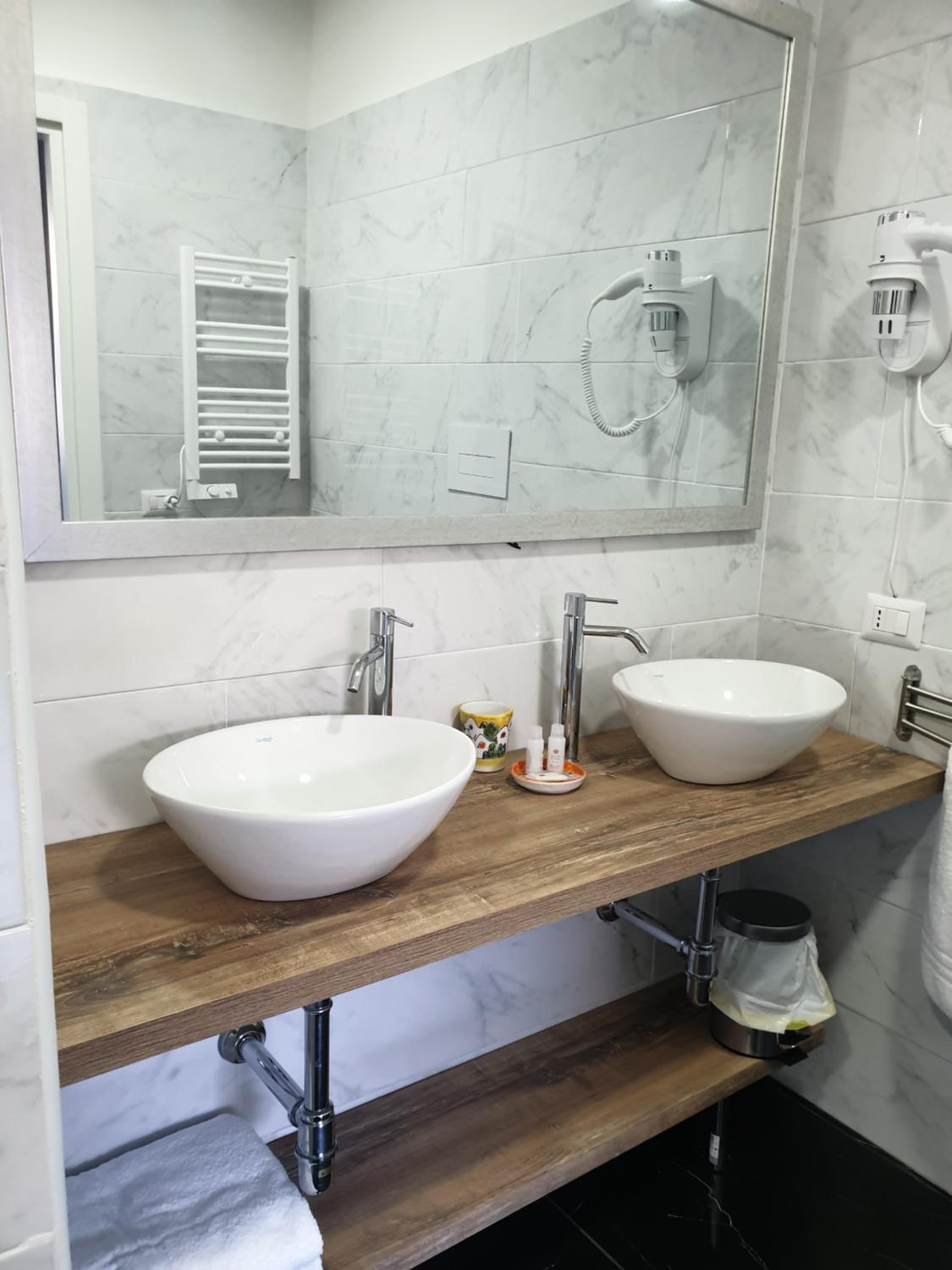Dimorra Boutique Rooms