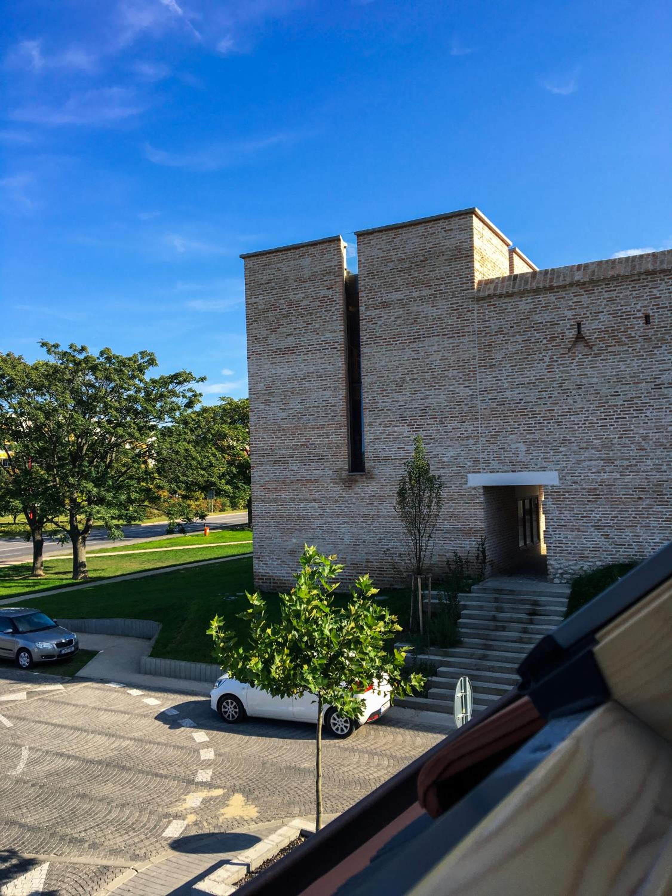 Photo 31