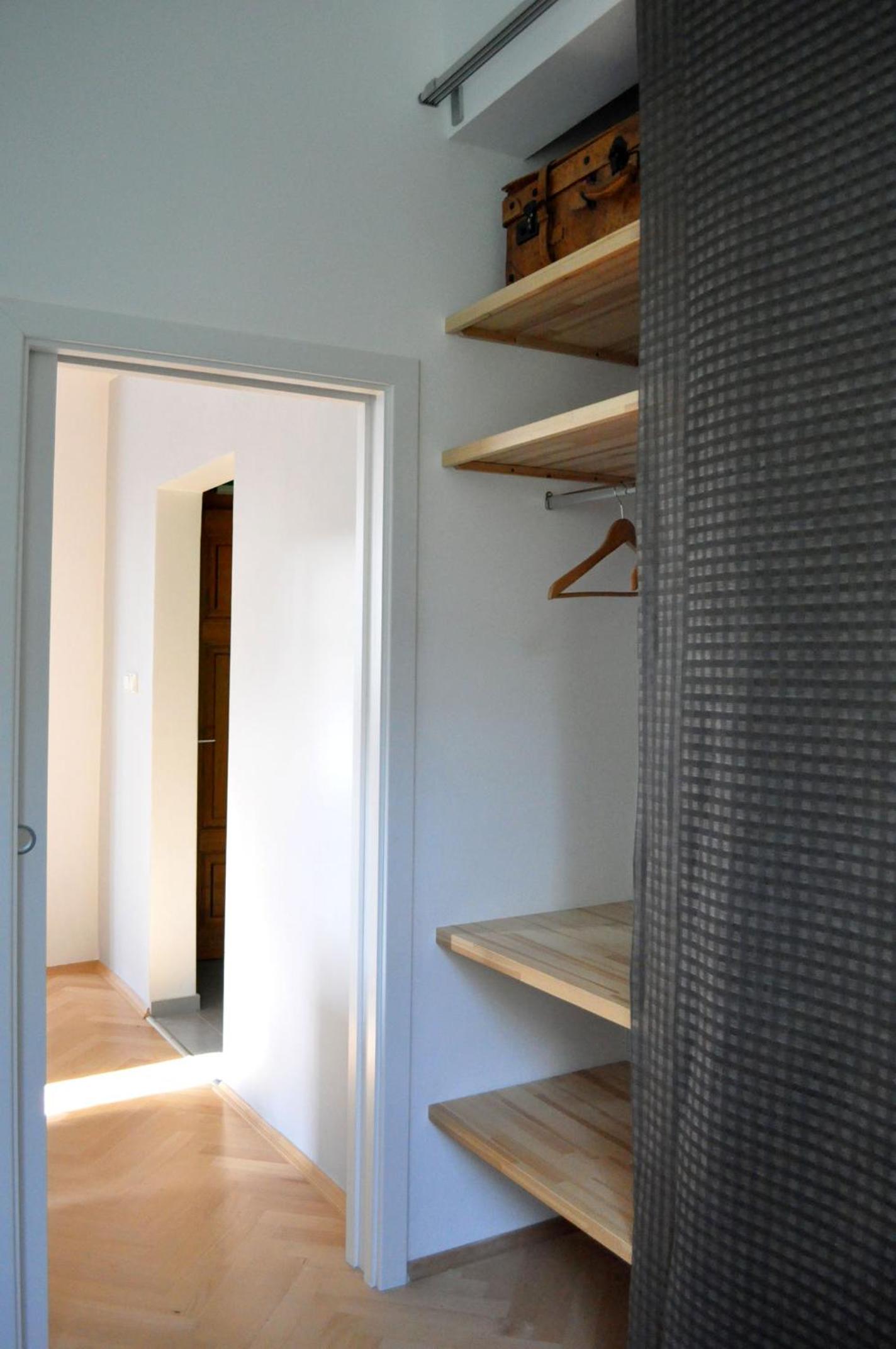 Central-Modern-Apartment