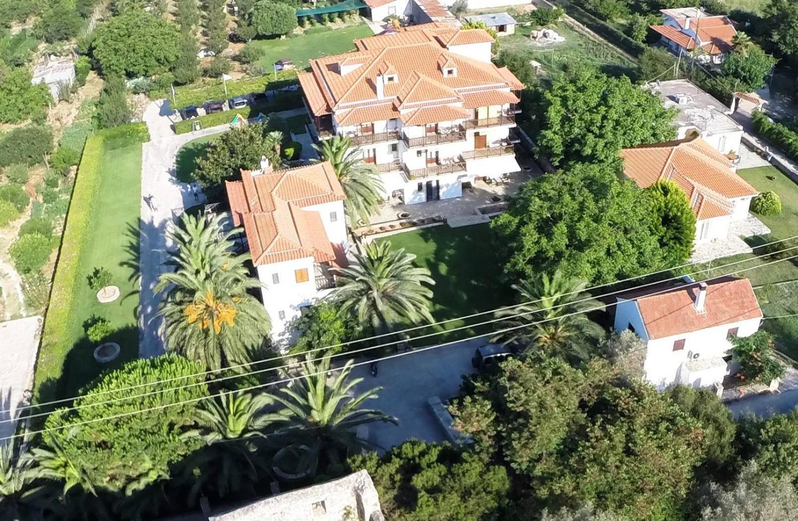 Hotel Melrose - Image 1